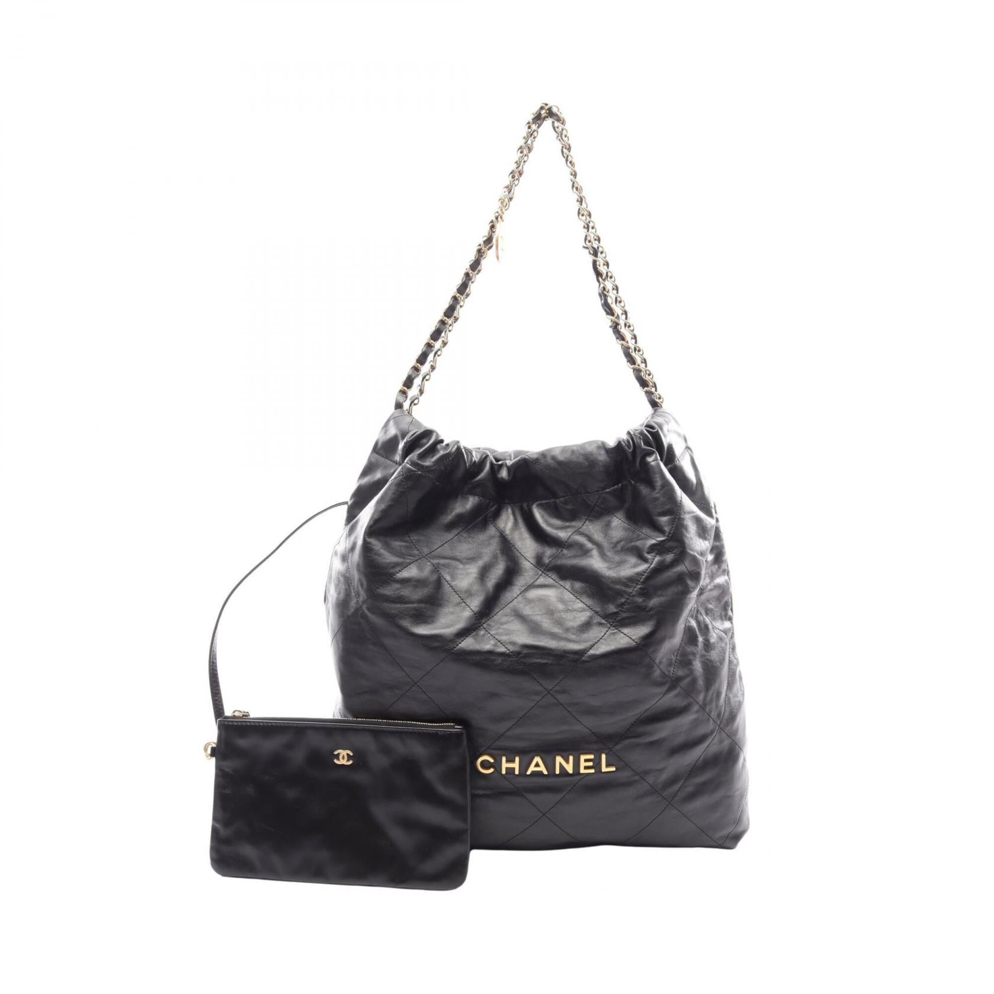Chanel Black Leather Handbag Shoulder Bag (Pre-Owned)