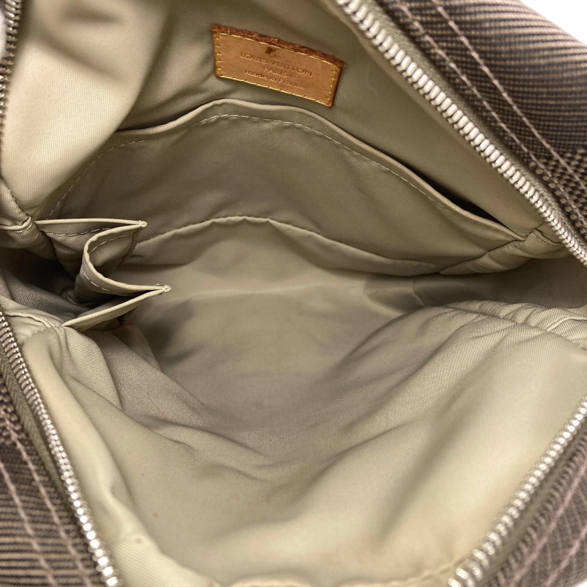 Louis Vuitton Brown Damier Geant Shoulder Bag (Pre-Owned)