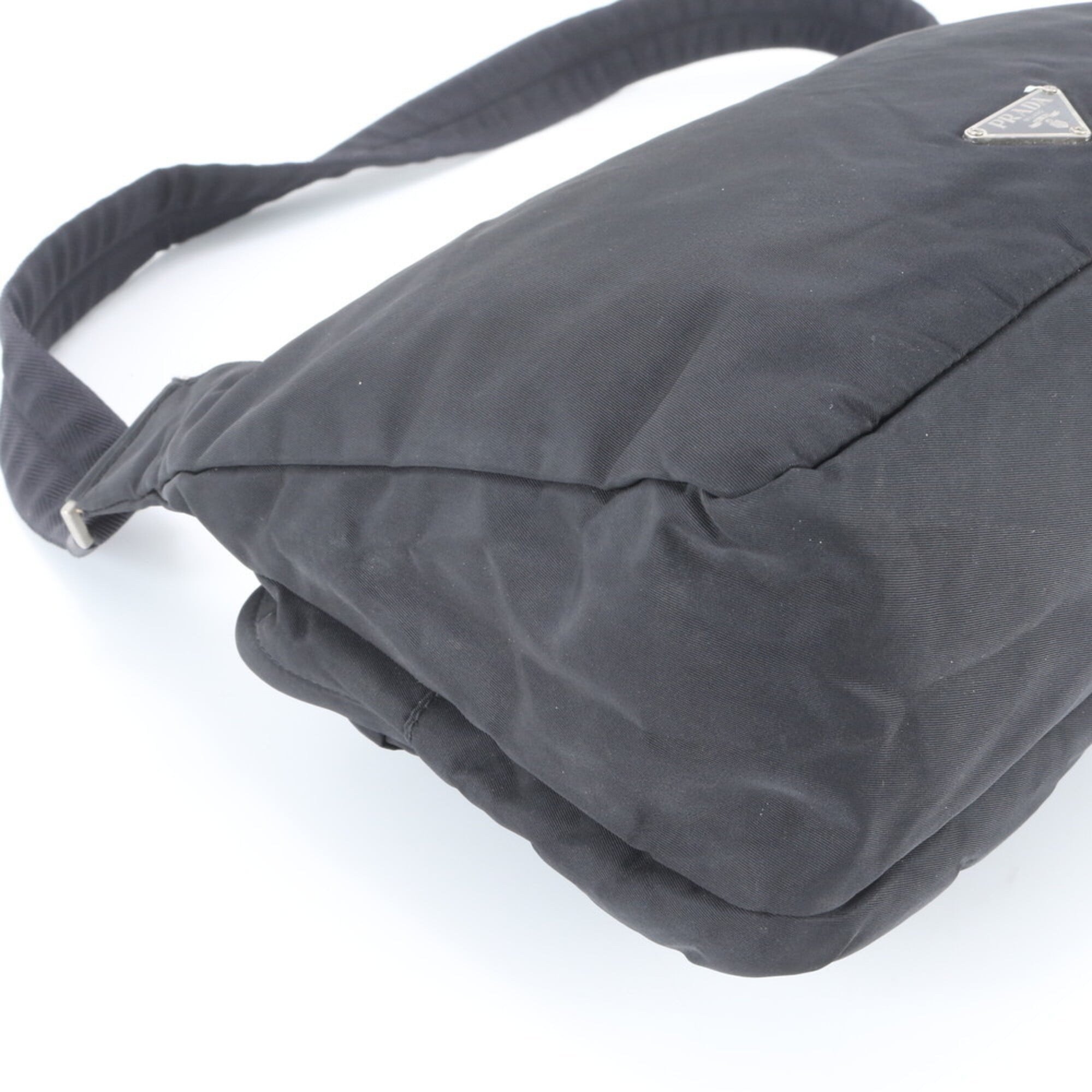 Prada Black Nylon Leather Shoulder Bag (Pre-Owned)