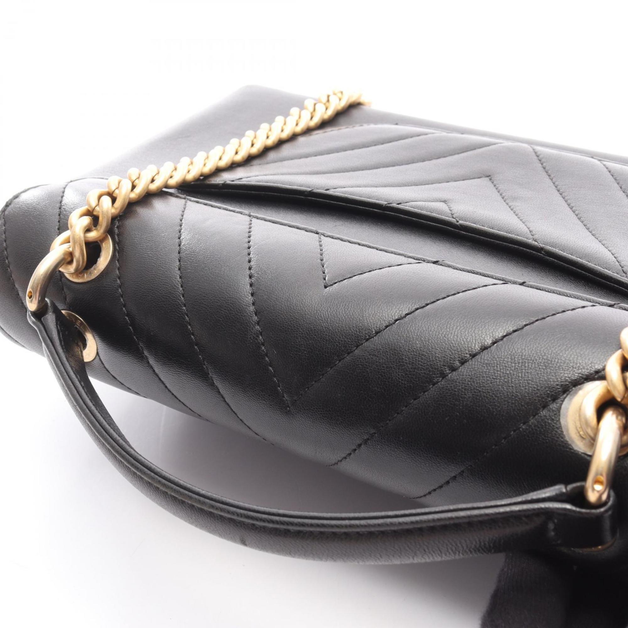 Chanel Black Leather Handbag Shoulder Bag (Pre-Owned)