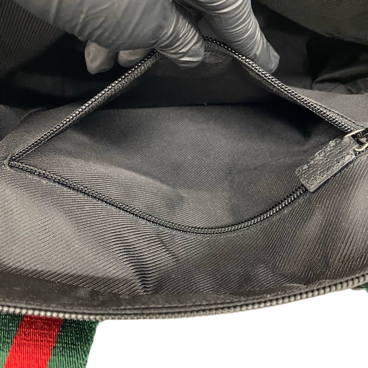 Gucci Black Green Red Color Nylon Leather Handbag Shoulder Bag Tote Bag (Pre-Owned)