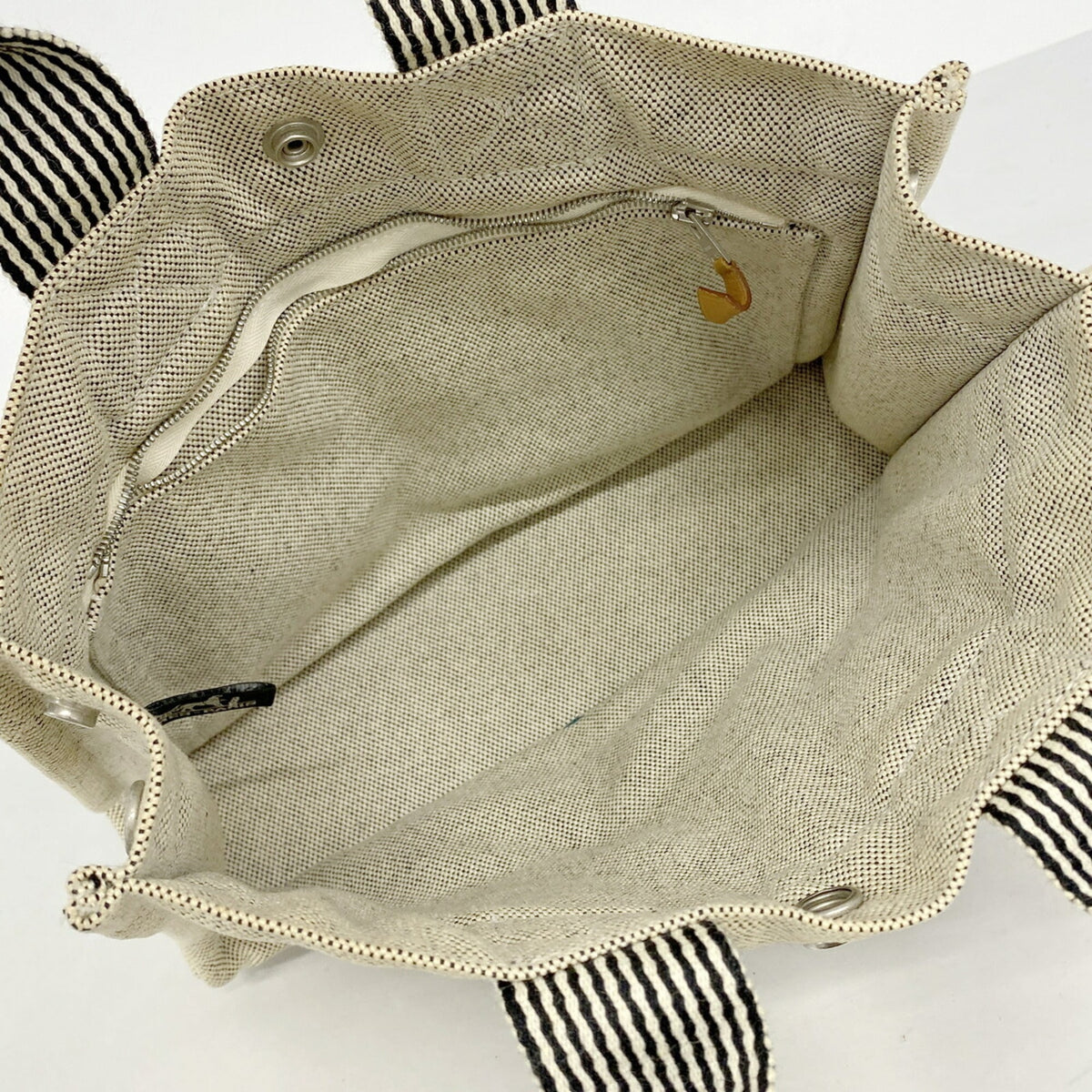 Hermes Black Toile H Tote Bag (Pre-Owned)