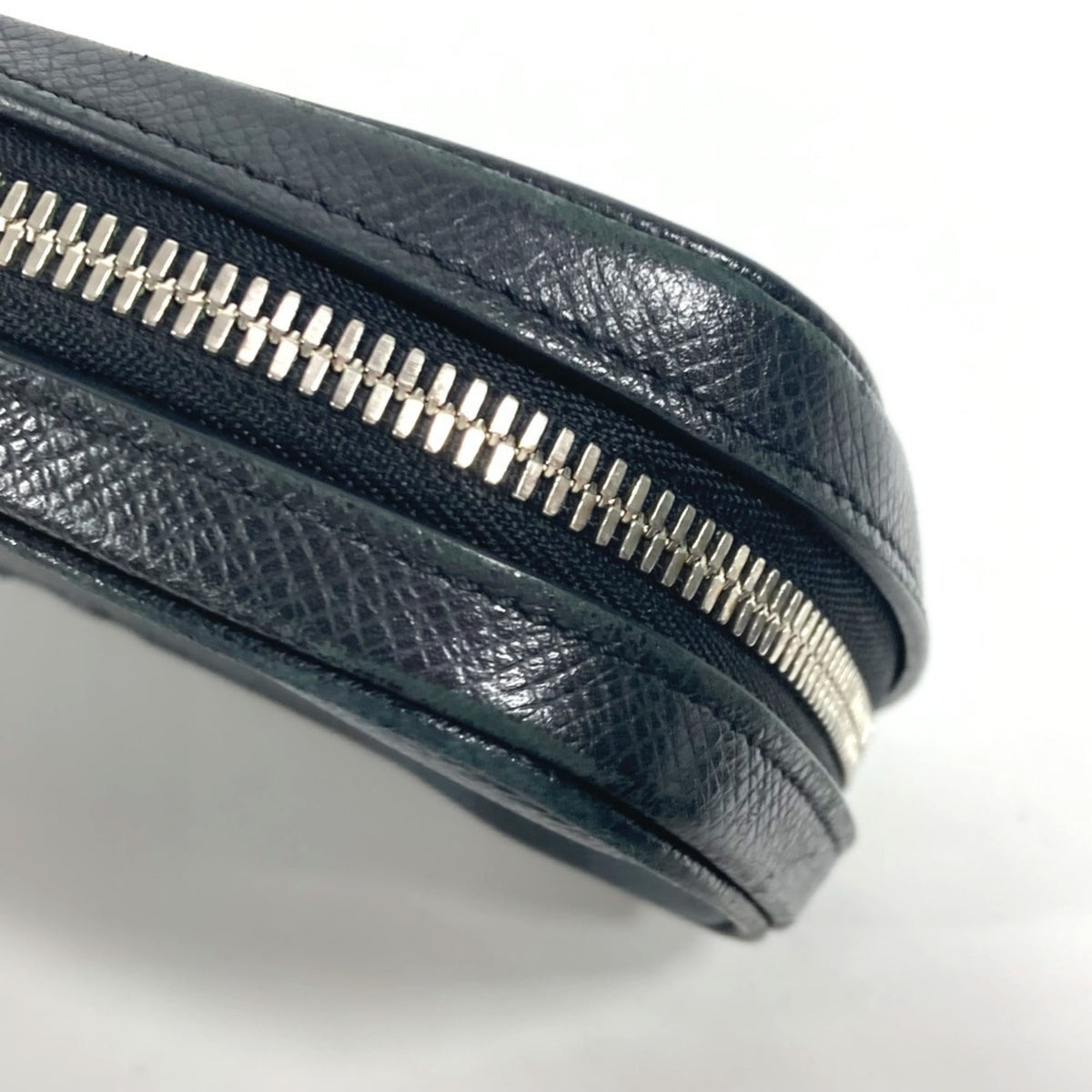 Louis Vuitton Damier Cobalt Navy Long Wallet (Bi-Fold) (Pre-Owned)