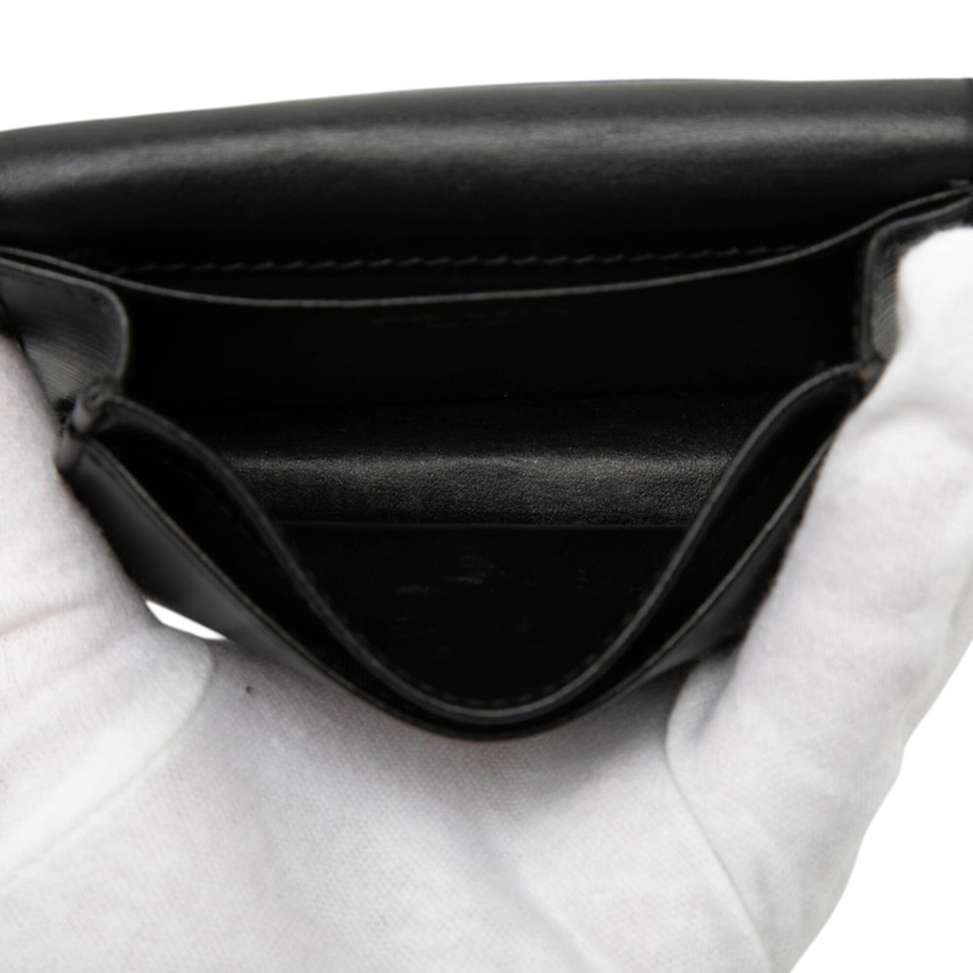 Prada Black Leather Coin Purse/Coin Case (Pre-Owned)