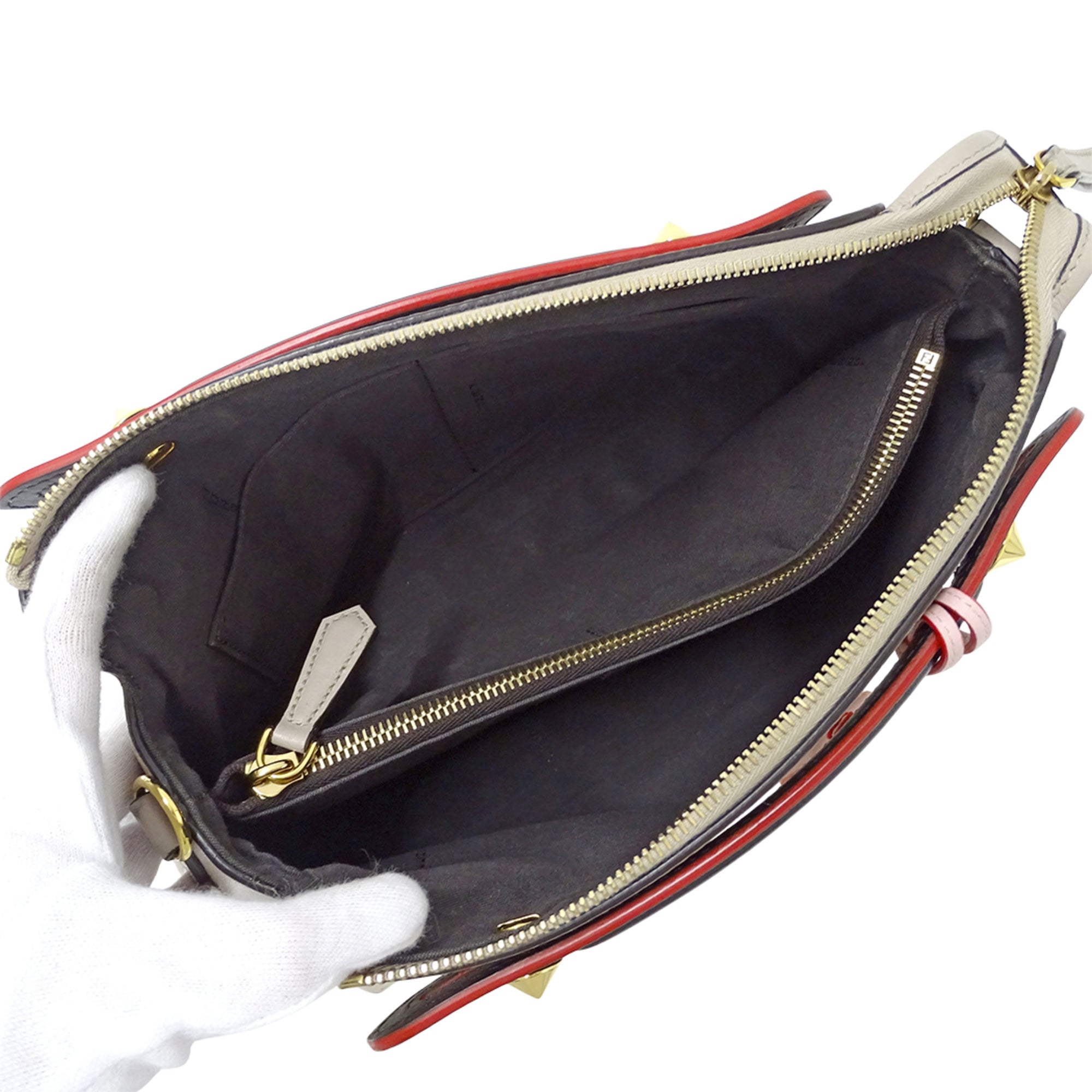Fendi Beige Grayish Leather Handbag Shoulder Bag (Pre-Owned)