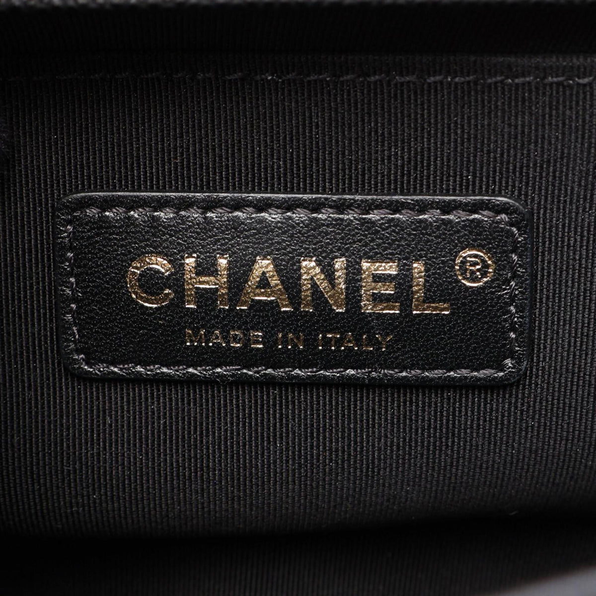Chanel Black Grained Calfskin Handbag Shoulder Bag (Pre-Owned)