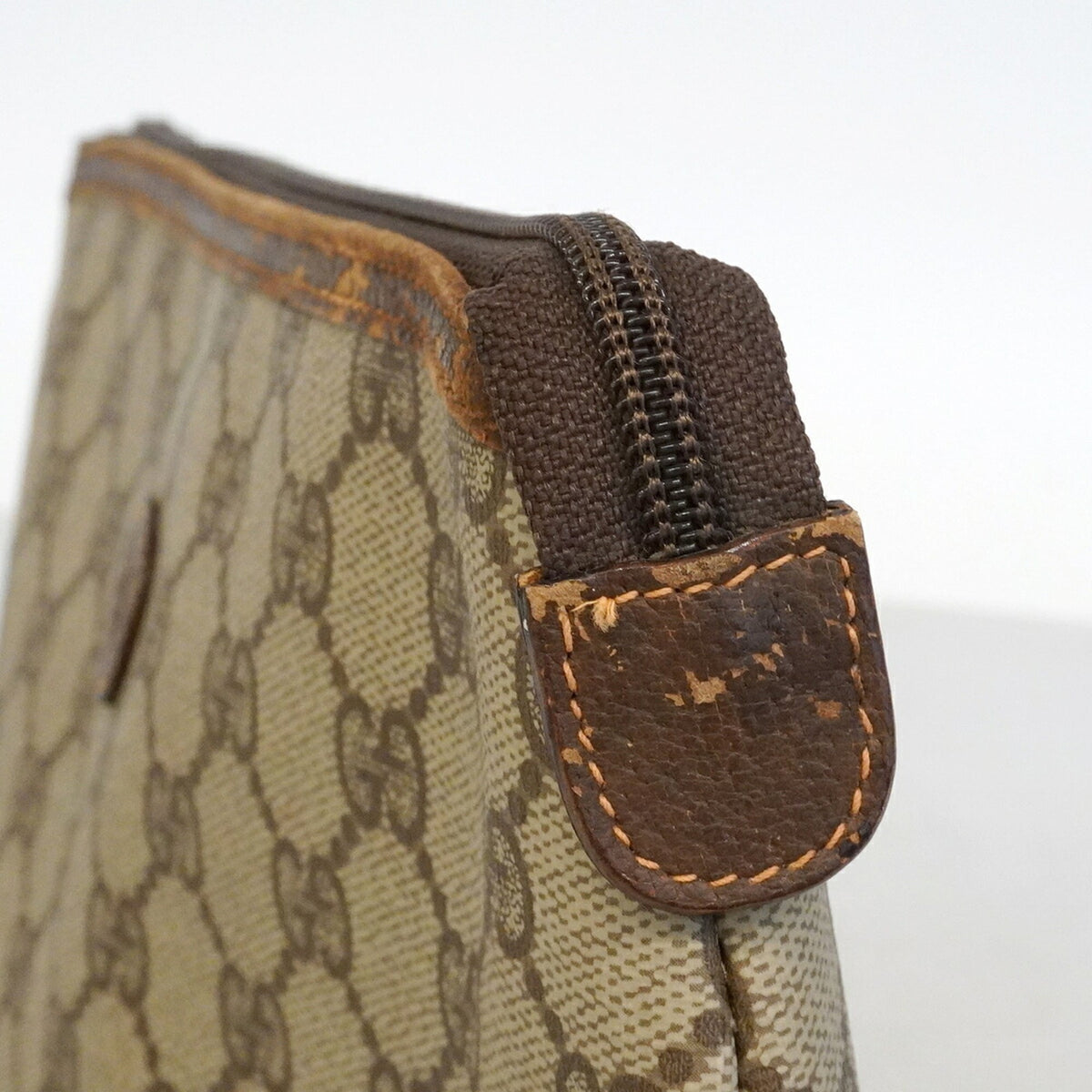 Gucci Brown Pvc Pouch (Pre-Owned)
