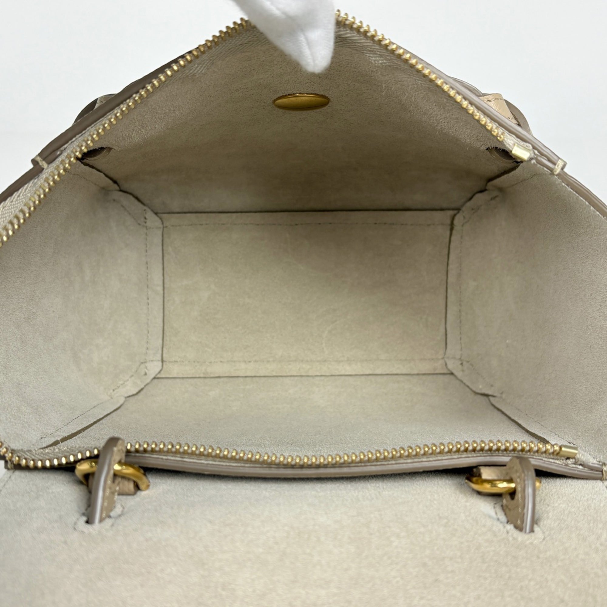 Celine Beige Leather Handbag Shoulder Bag (Pre-Owned)