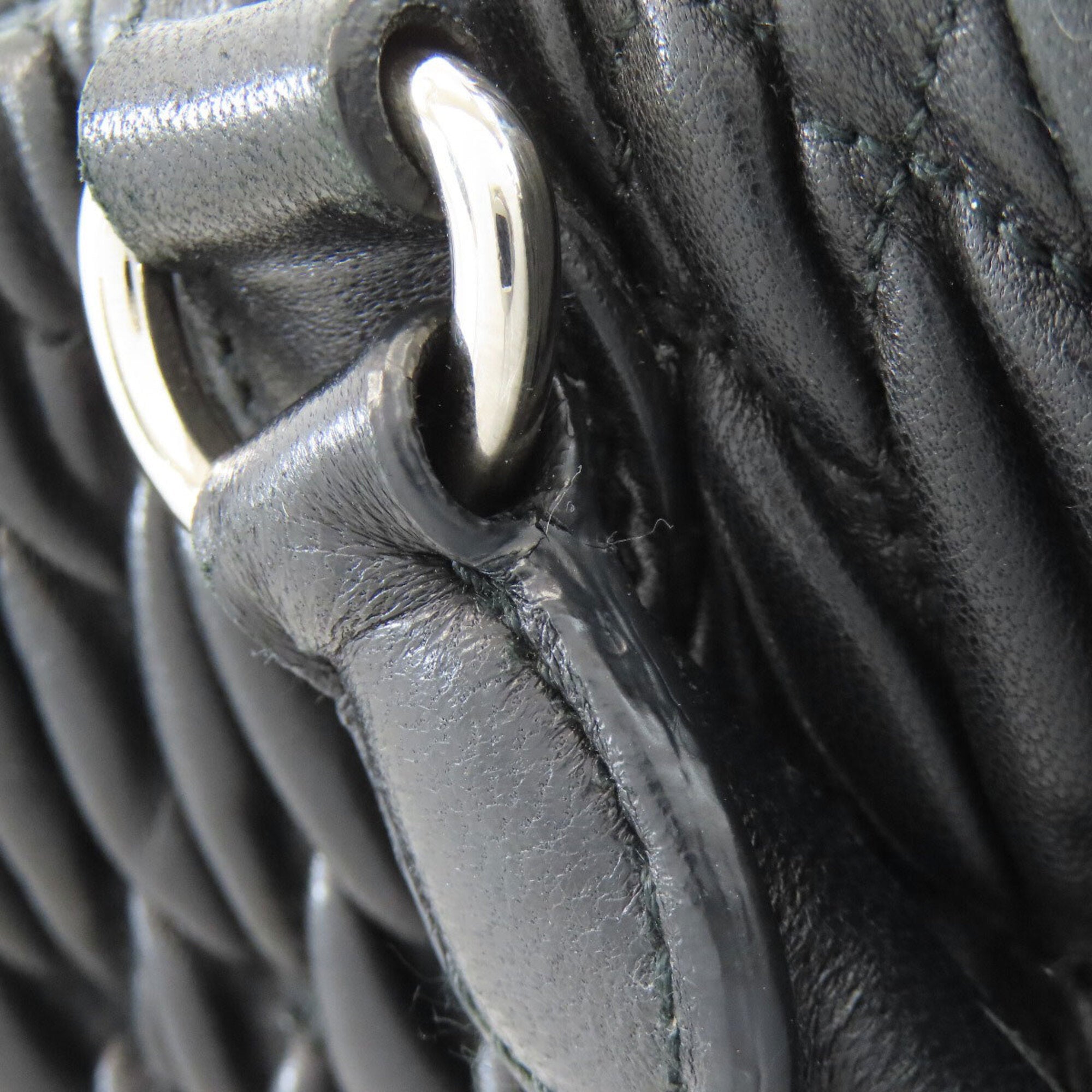 Miu Miu Black Leather Handbag (Pre-Owned)