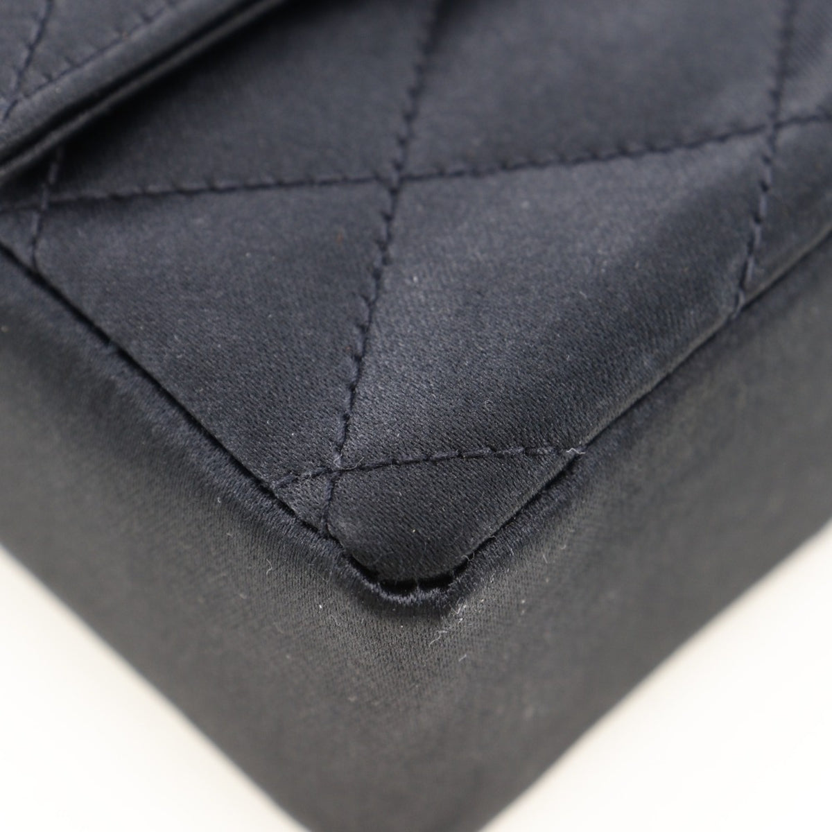 Chanel Black Satin Shoulder Bag (Pre-Owned)