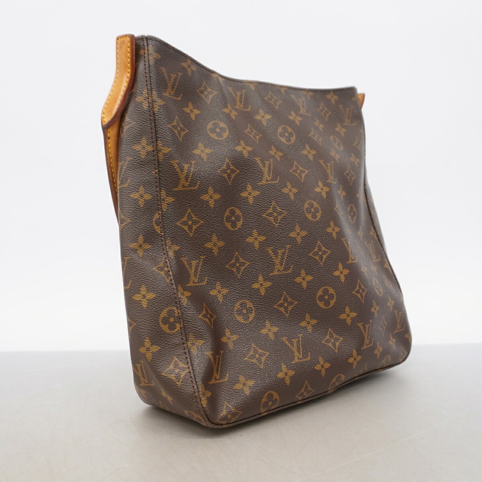 Louis Vuitton Brown Shoulder Bag (Pre-Owned)
