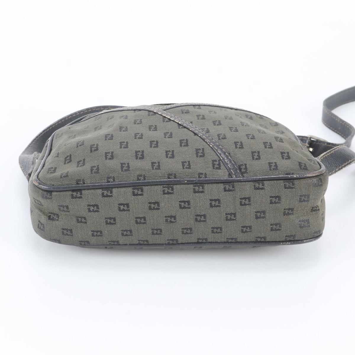 Fendi Khaki Navy Leather Canvas Shoulder Bag (Pre-Owned)