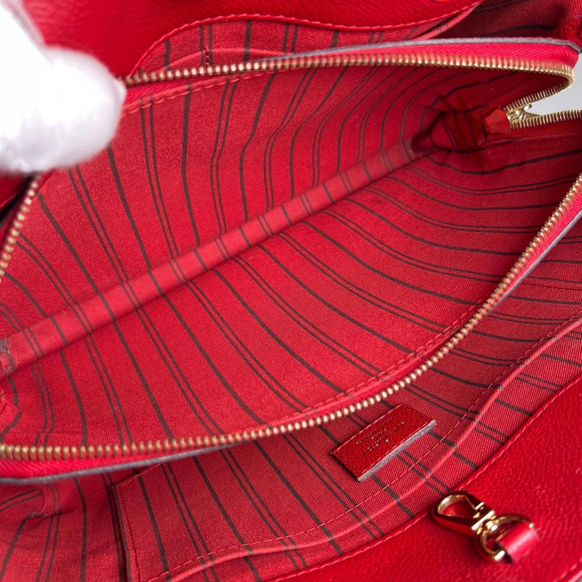 Louis Vuitton Red Color Monogram Empreinte Handbag (Pre-Owned)