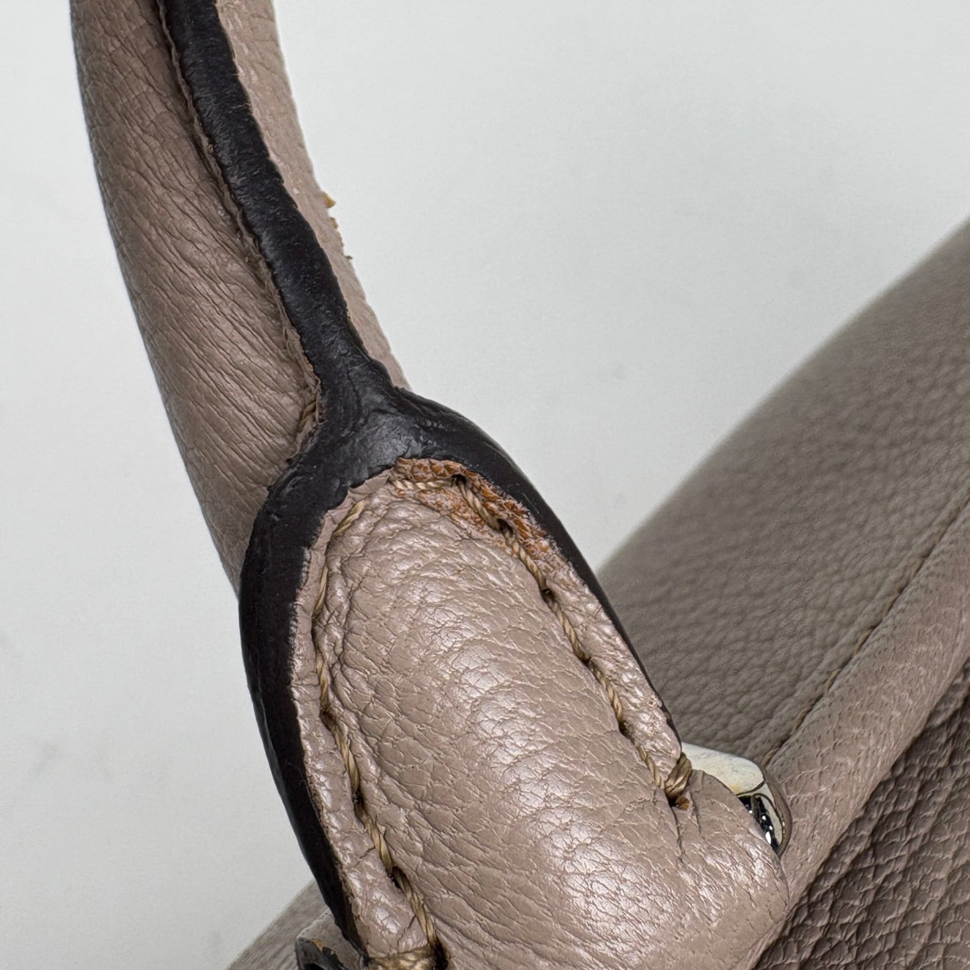 Loewe Amazona Grayish Leather Boston Bag (Pre-Owned)