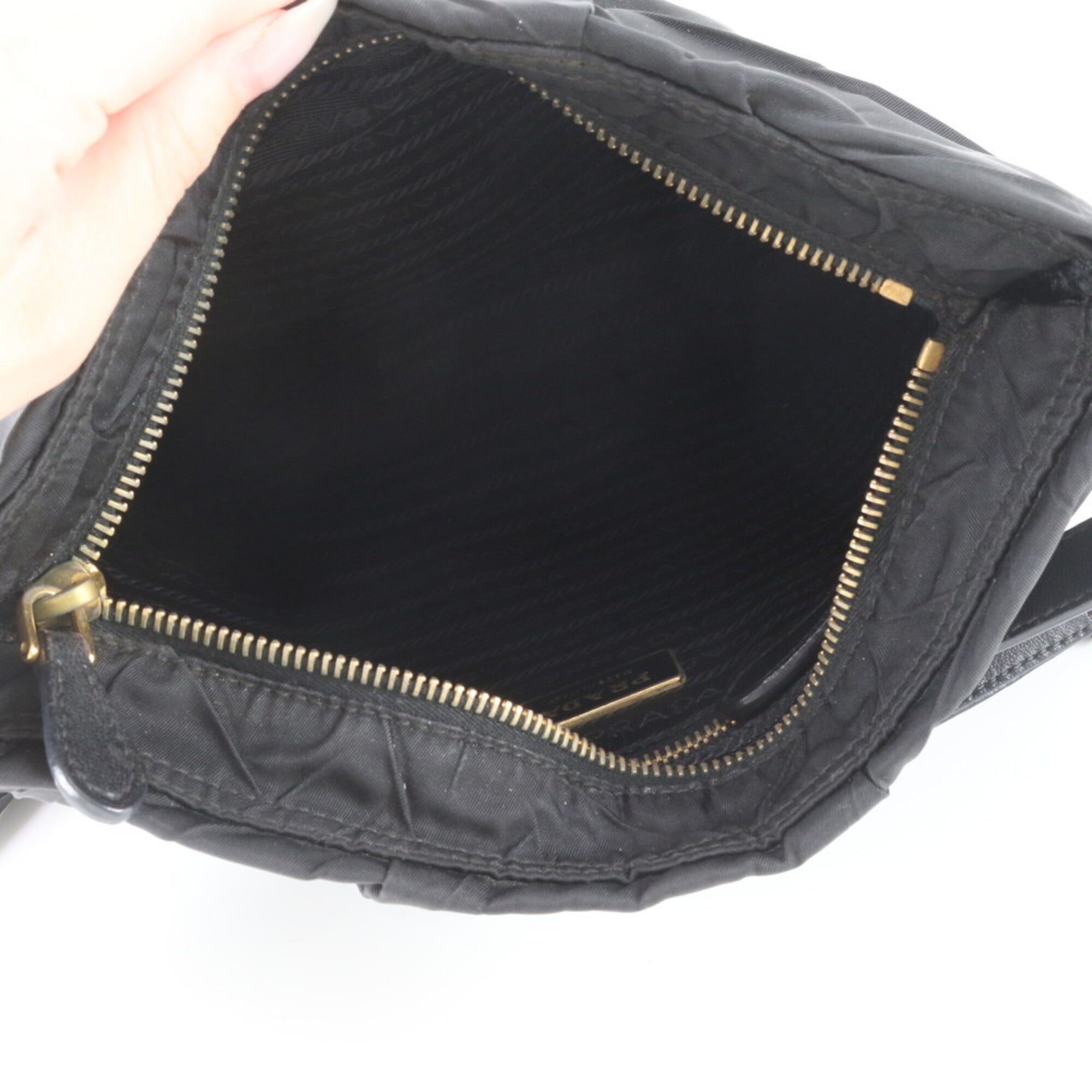 Prada Black Nylon Leather Shoulder Bag (Pre-Owned)