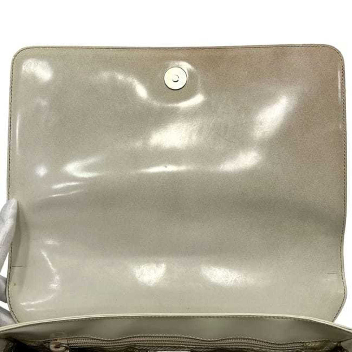 Prada Beige Leather Shoulder Bag (Pre-Owned)