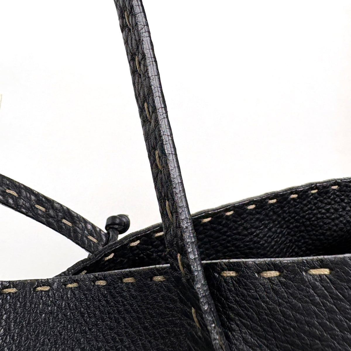 Fendi Black Leather Tote Bag (Pre-Owned)