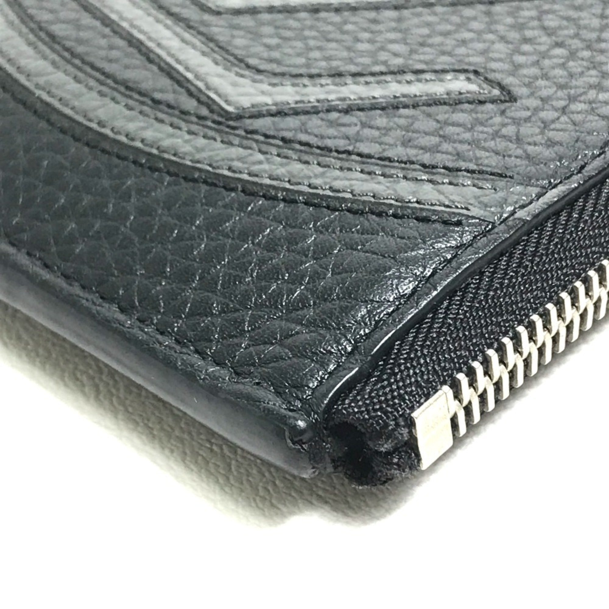 Louis Vuitton Black Noir Leather Clutch Bag Pochette (Pre-Owned)