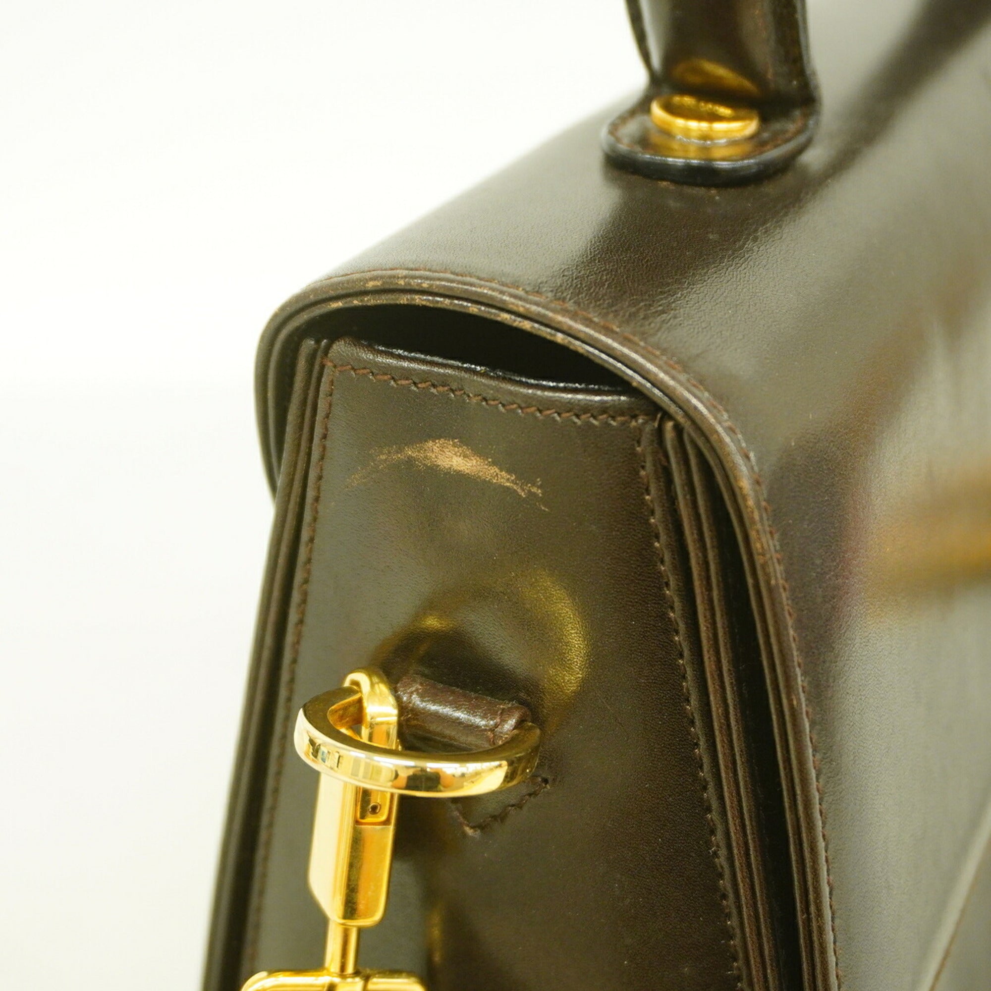 Salvatore Ferragamo Black Leather Handbag (Pre-Owned)