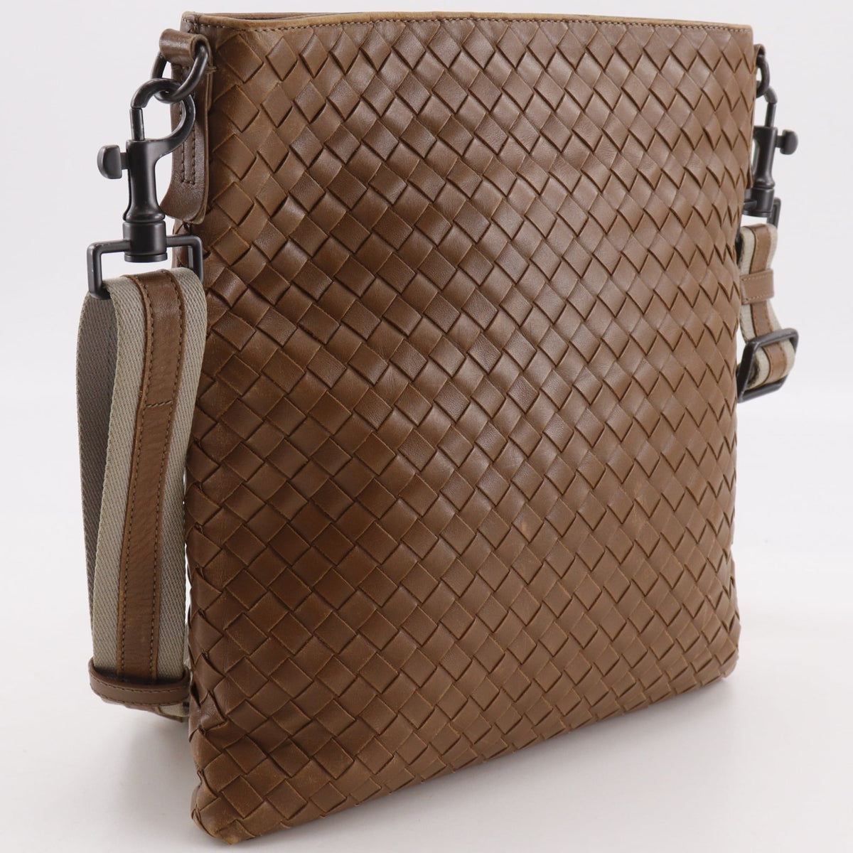 Bottega Veneta Intrecciato Brown Leather Shoulder Bag (Pre-Owned)
