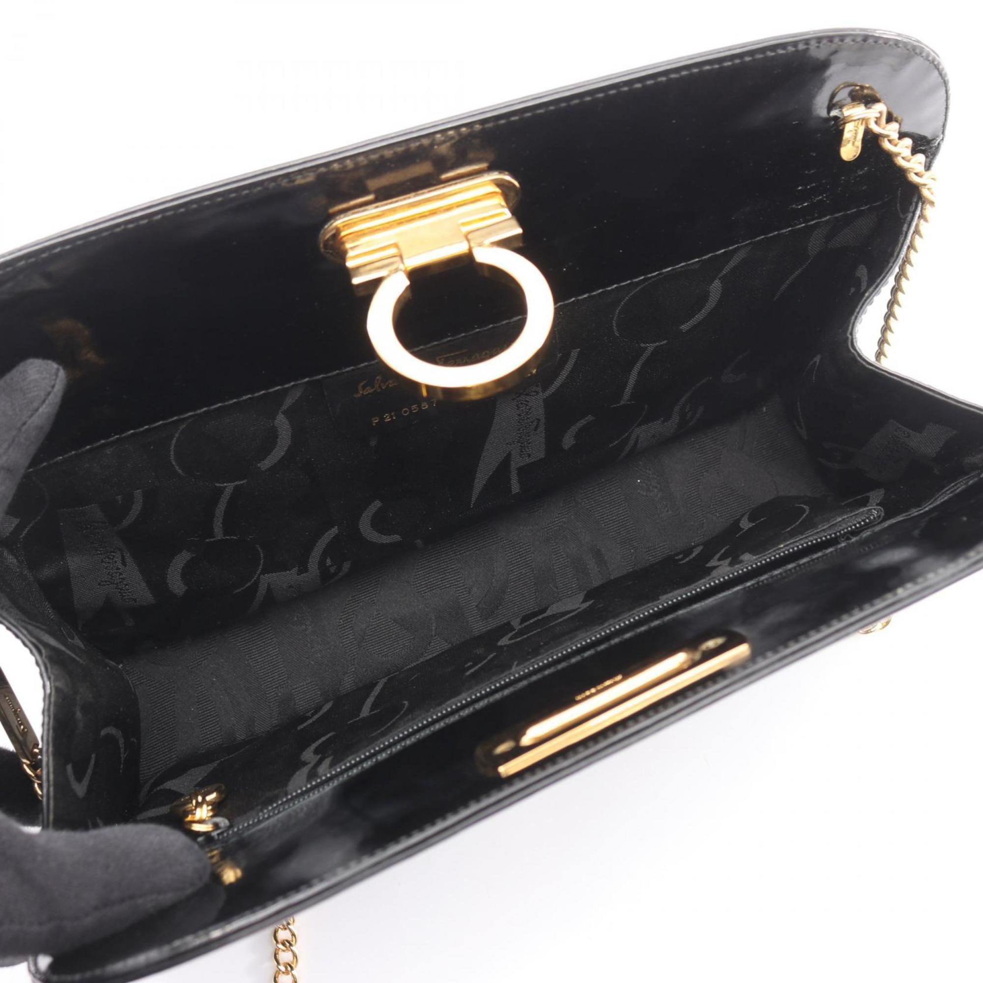 Salvatore Ferragamo Black Patent Leather Handbag Shoulder Bag (Pre-Owned)