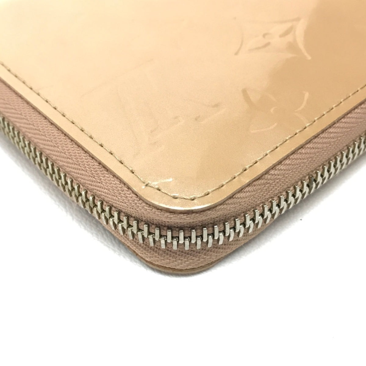 Louis Vuitton Beige Leather Long Wallet (Bi-Fold) (Pre-Owned)