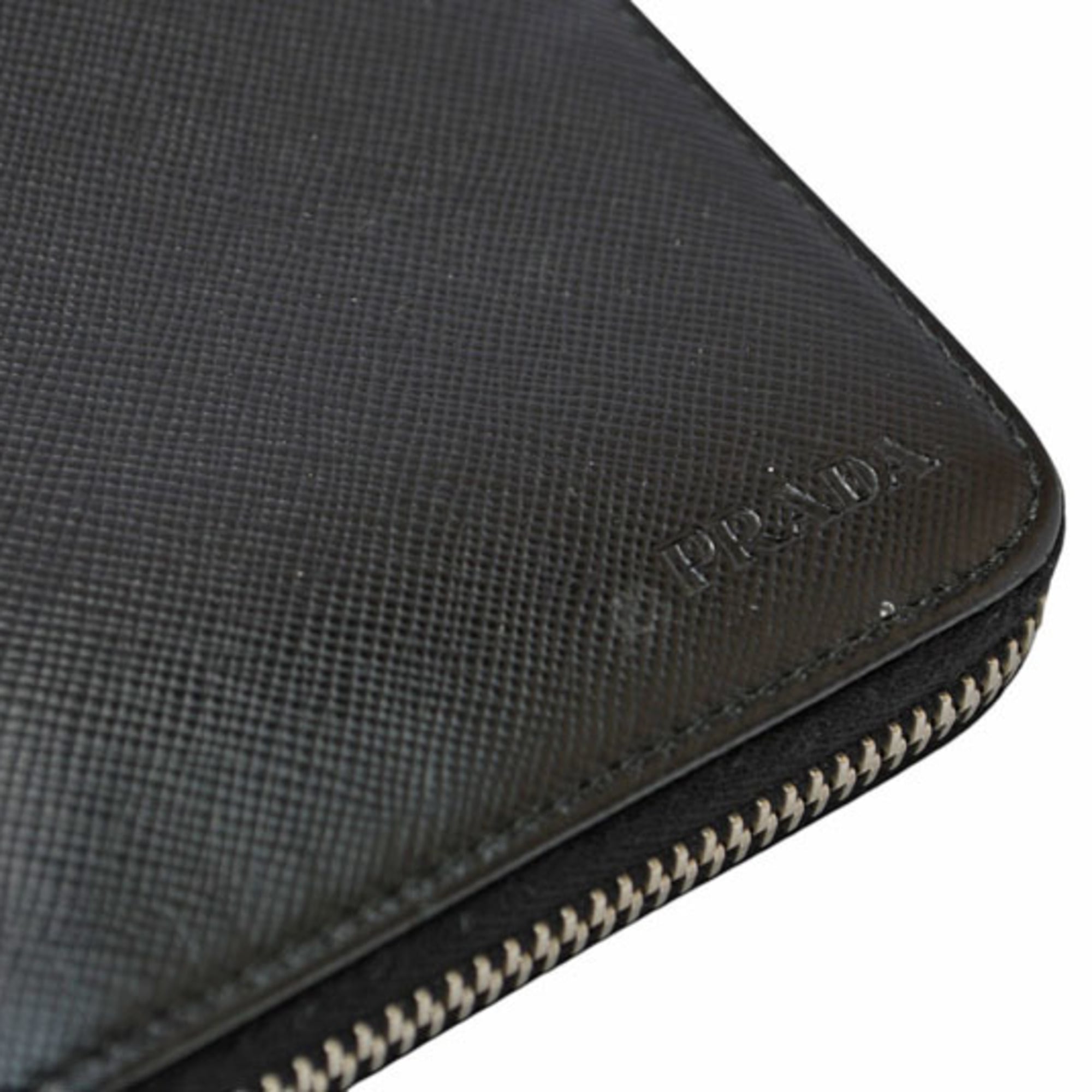 Prada Black Leather Long Wallet (Bi-Fold) (Pre-Owned)