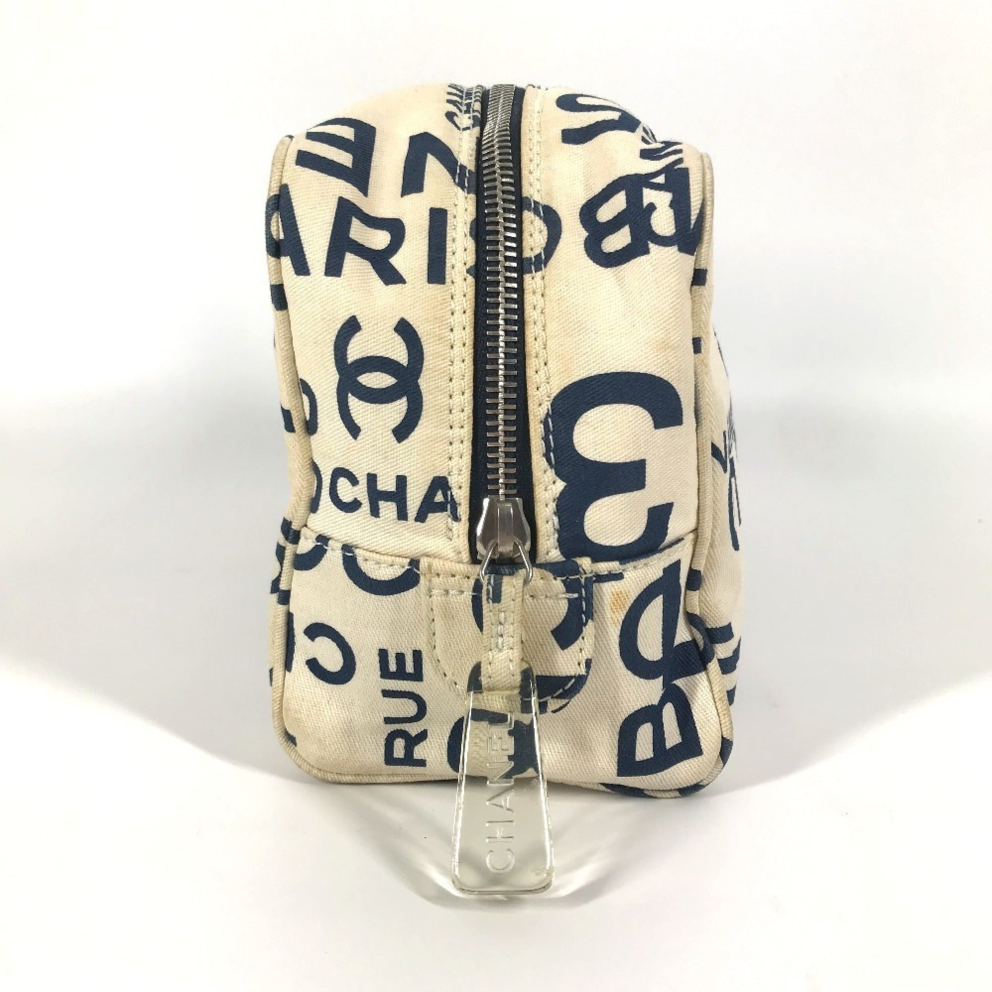 Chanel Navy White Canvas Clutch Bag (Pre-Owned)