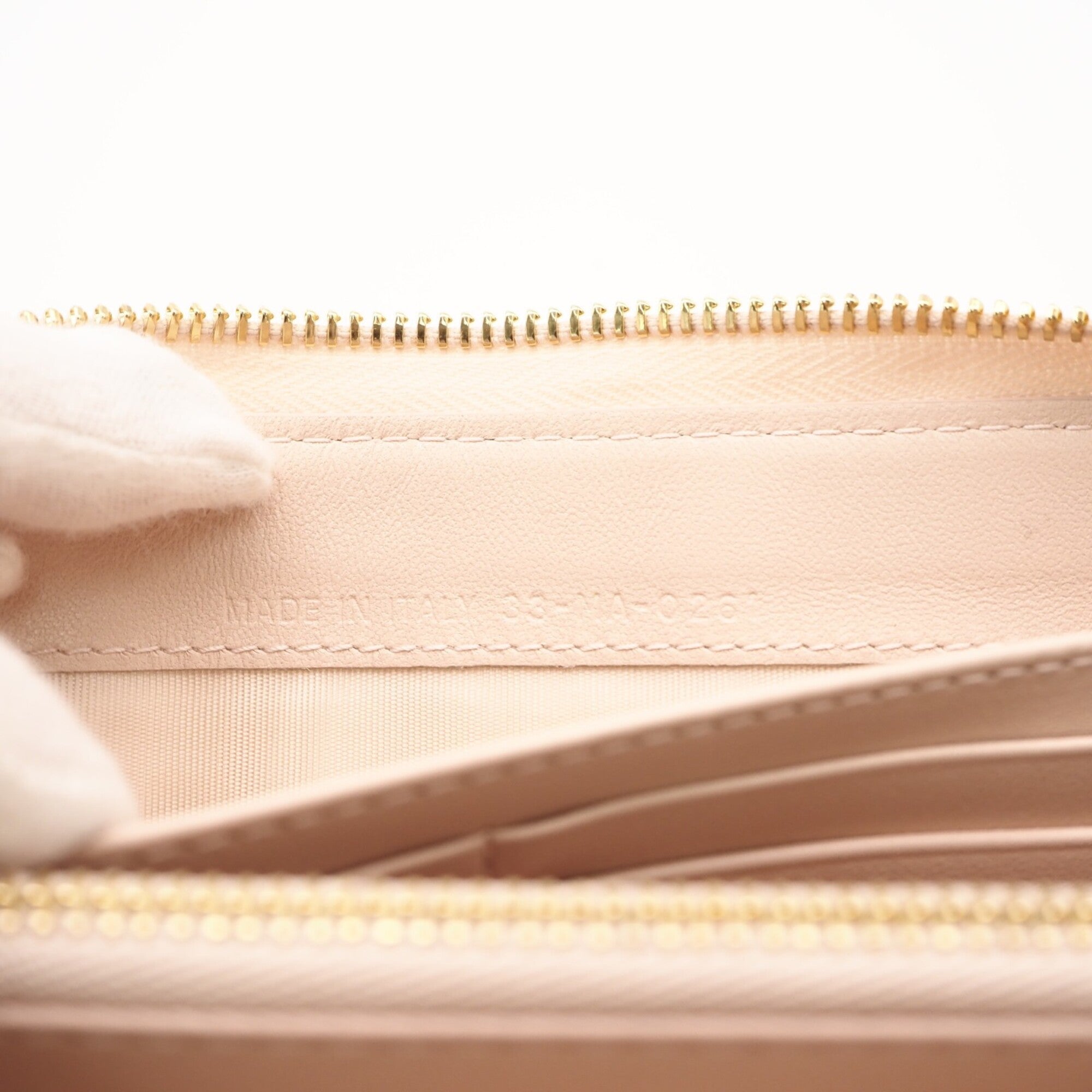 Christian Dior Lady Dior Pink Beige Leather Long Wallet (Bi-Fold) (Pre-Owned)