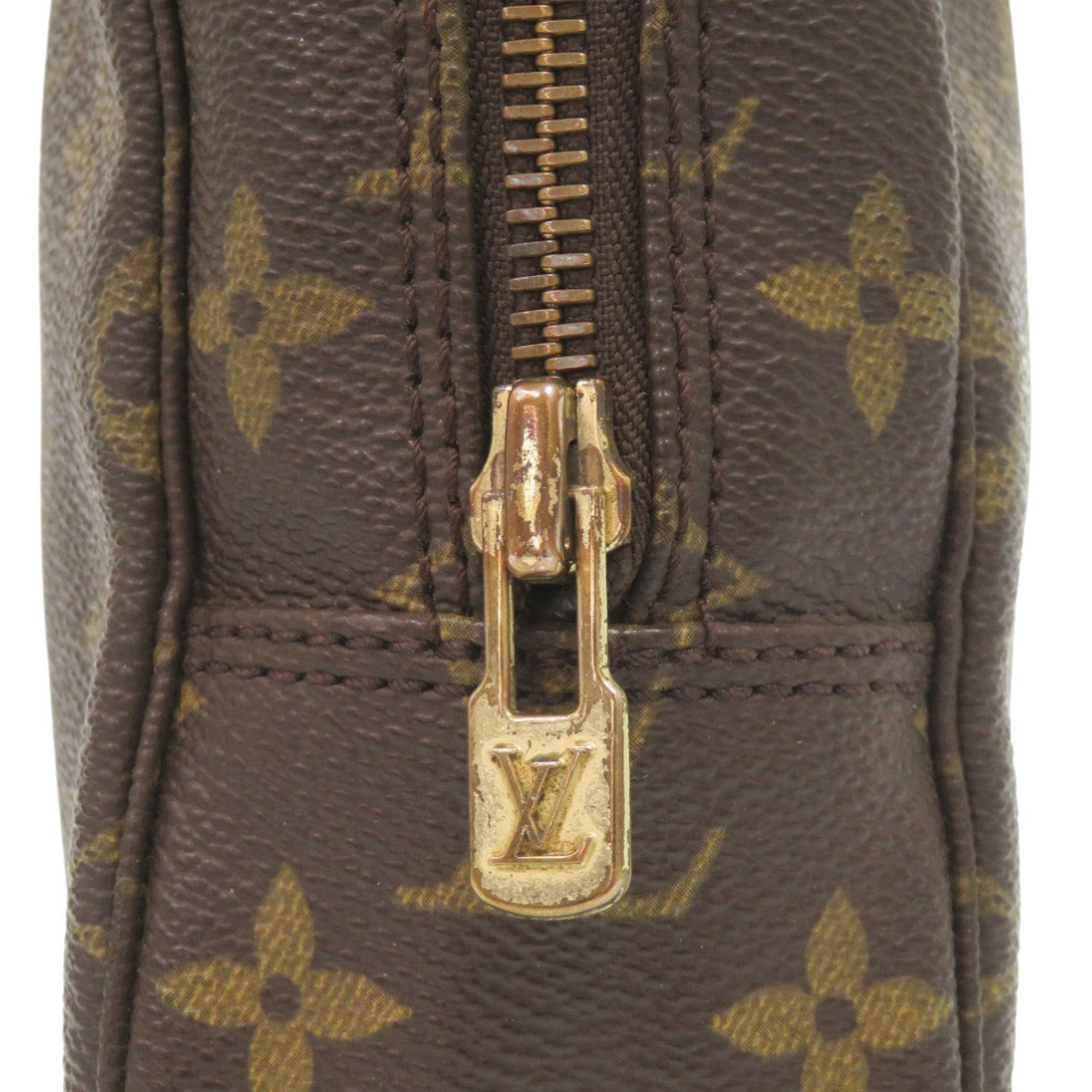 Louis Vuitton Brown Monogram Monogram Pouch (Pre-Owned)
