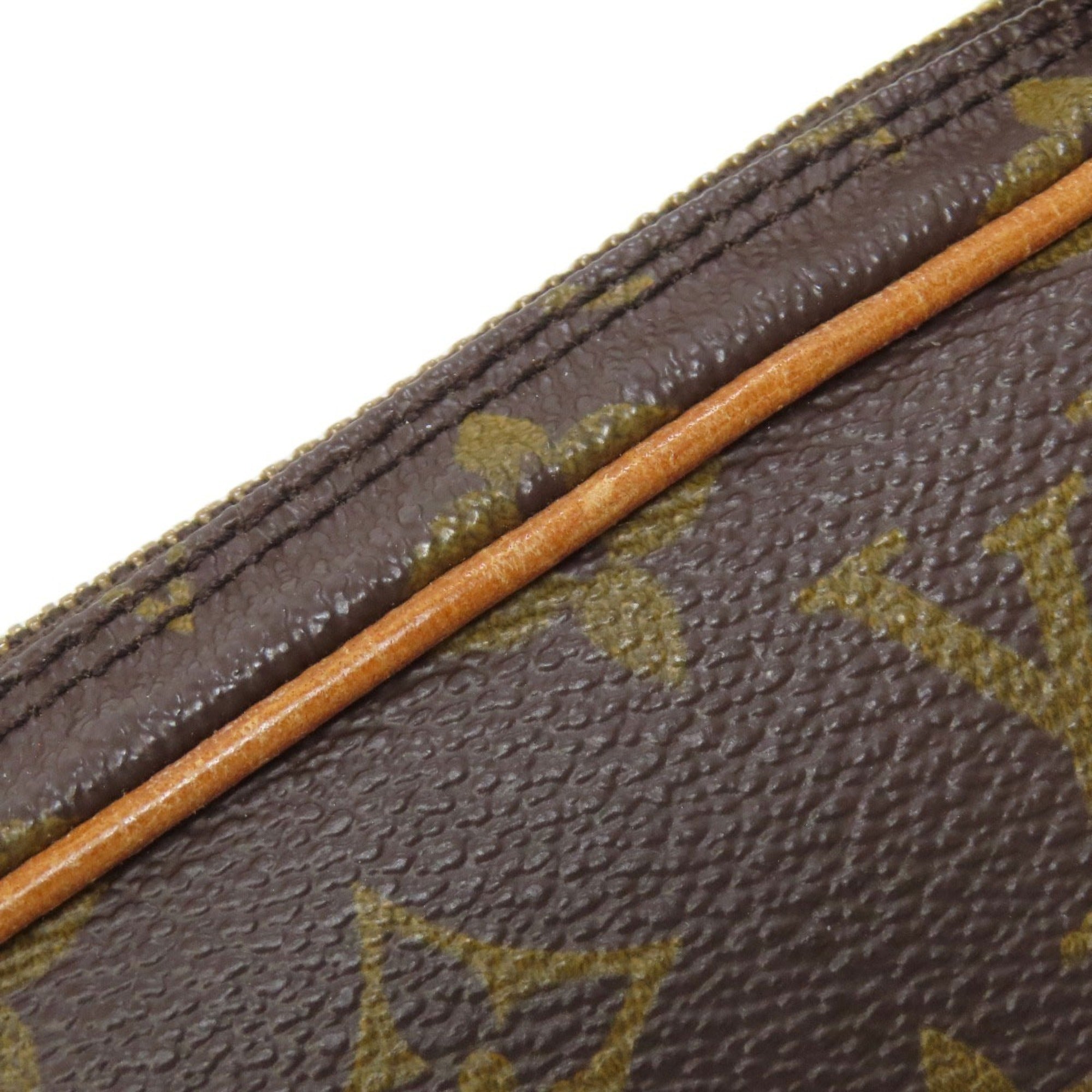Louis Vuitton Monogram Monogram Pochette Shoulder Bag (Pre-Owned)