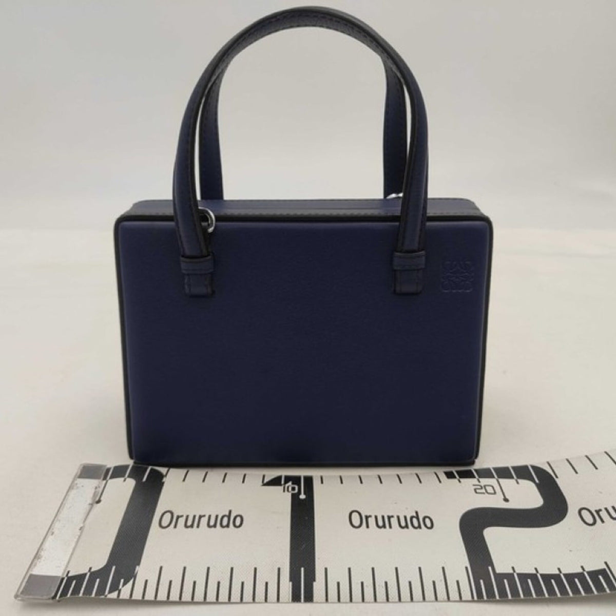 Loewe Blue Leather Handbag (Pre-Owned)