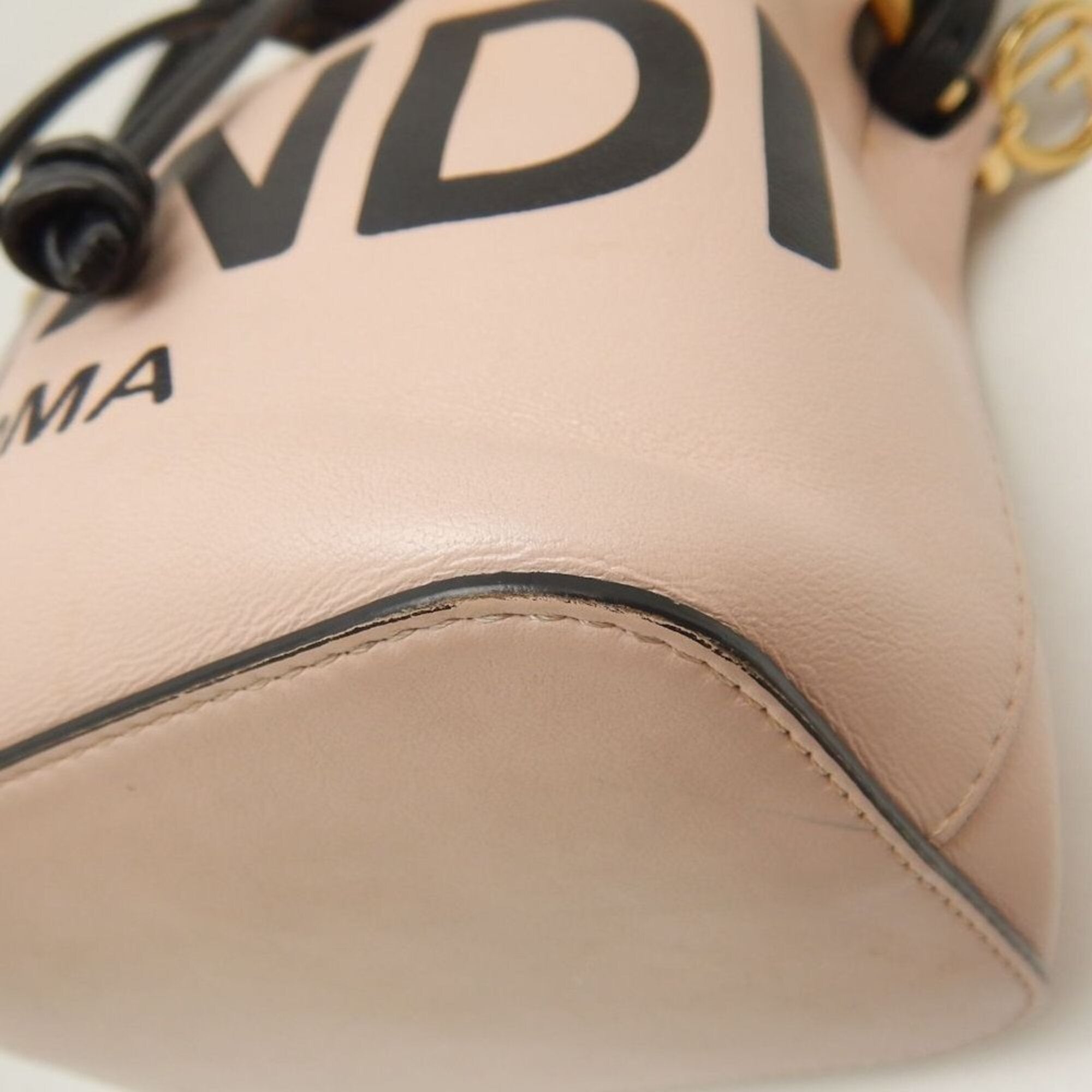 Fendi Black Pink Leather Shoulder Bag (Pre-Owned)