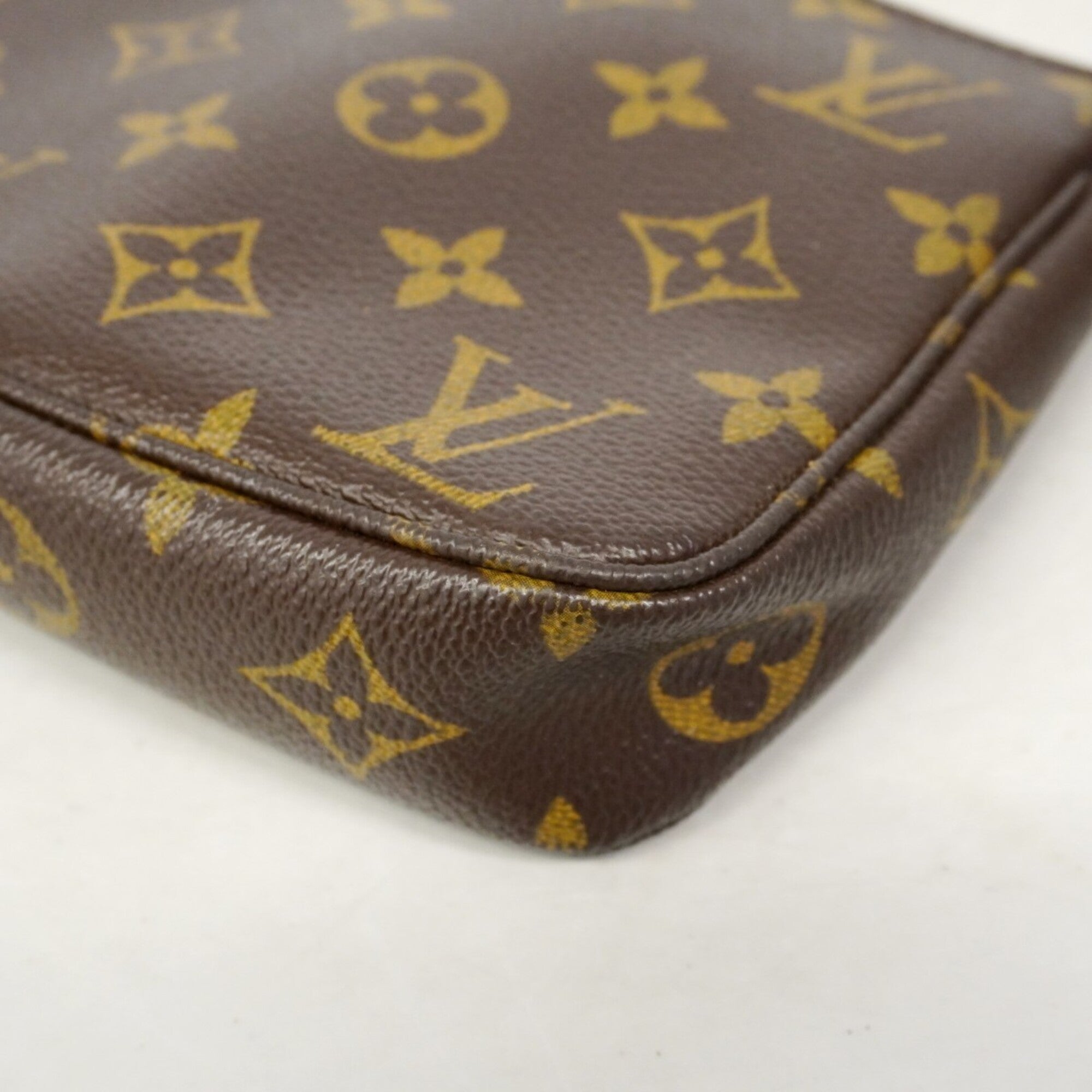 Louis Vuitton Brown Pouch (Pre-Owned)