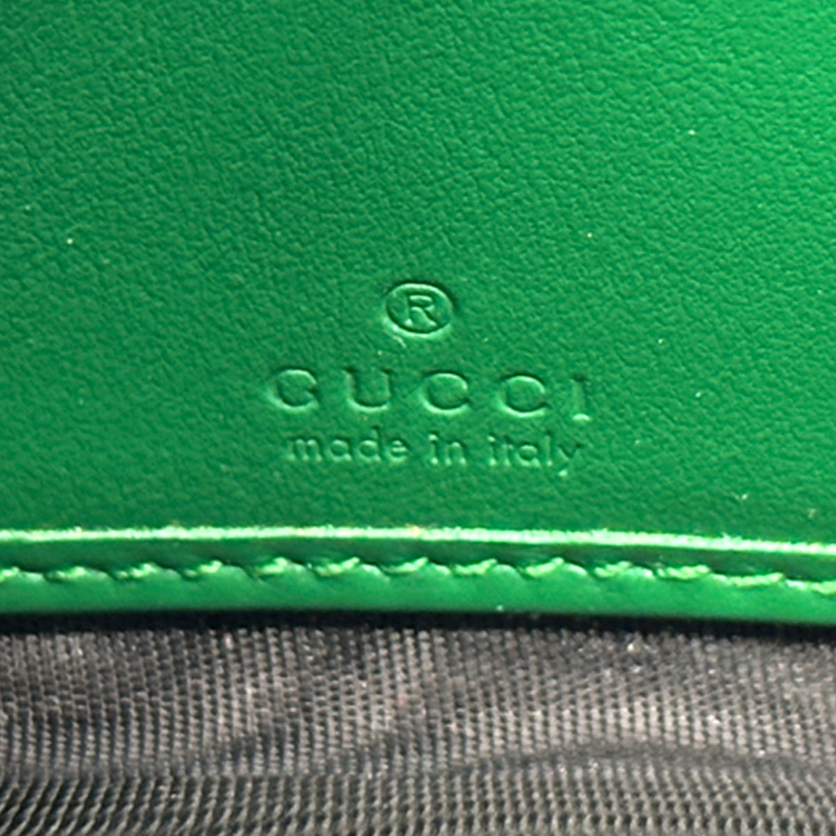 Gucci Green Leather Long Wallet (Bi-Fold) (Pre-Owned)