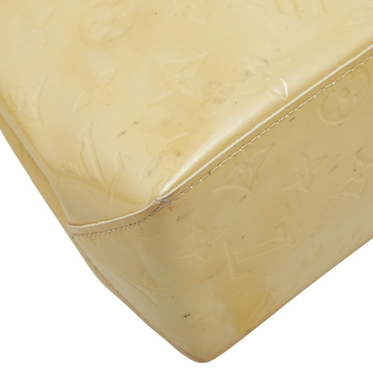 Louis Vuitton Beige Patent Leather Handbag (Pre-Owned)