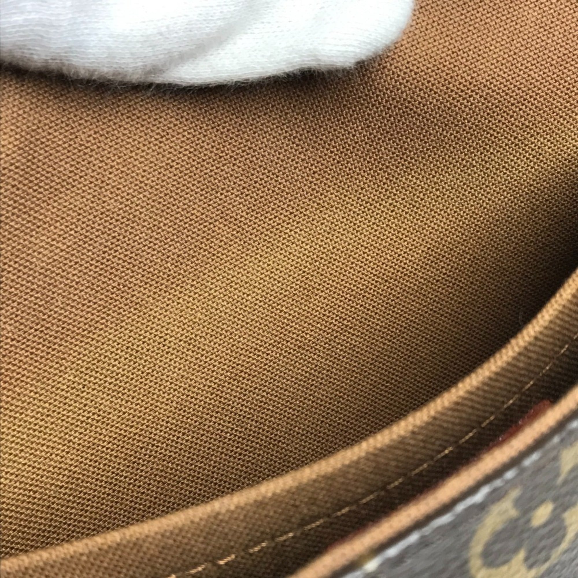 Louis Vuitton Brown Monogram Canvas Handbag (Pre-Owned)