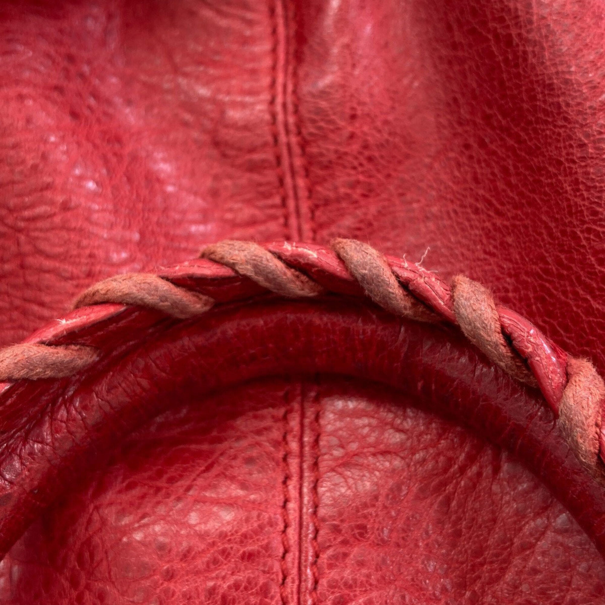 Balenciaga Red Color Leather Handbag (Pre-Owned)