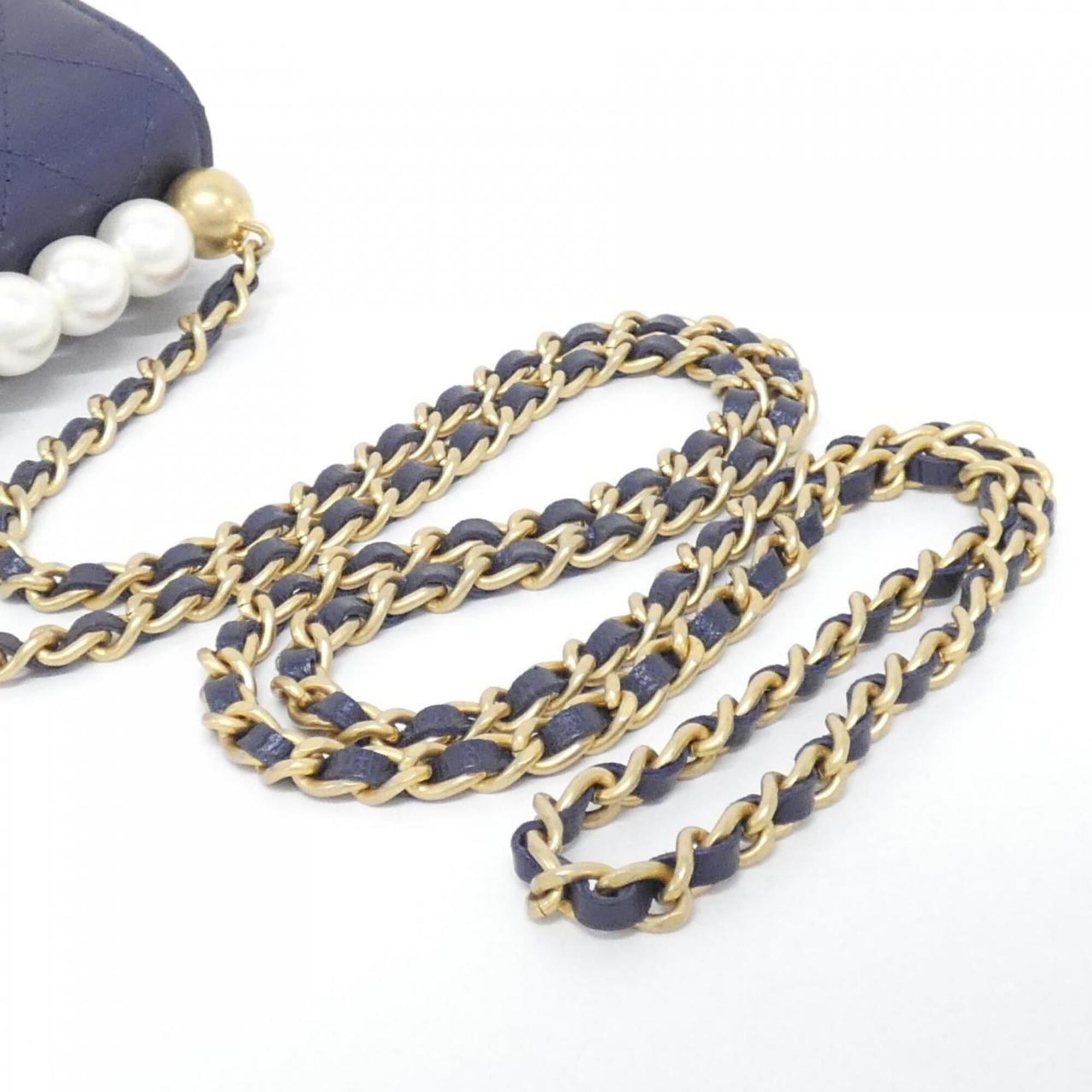Chanel Navy Leather Shoulder Bag (Pre-Owned)