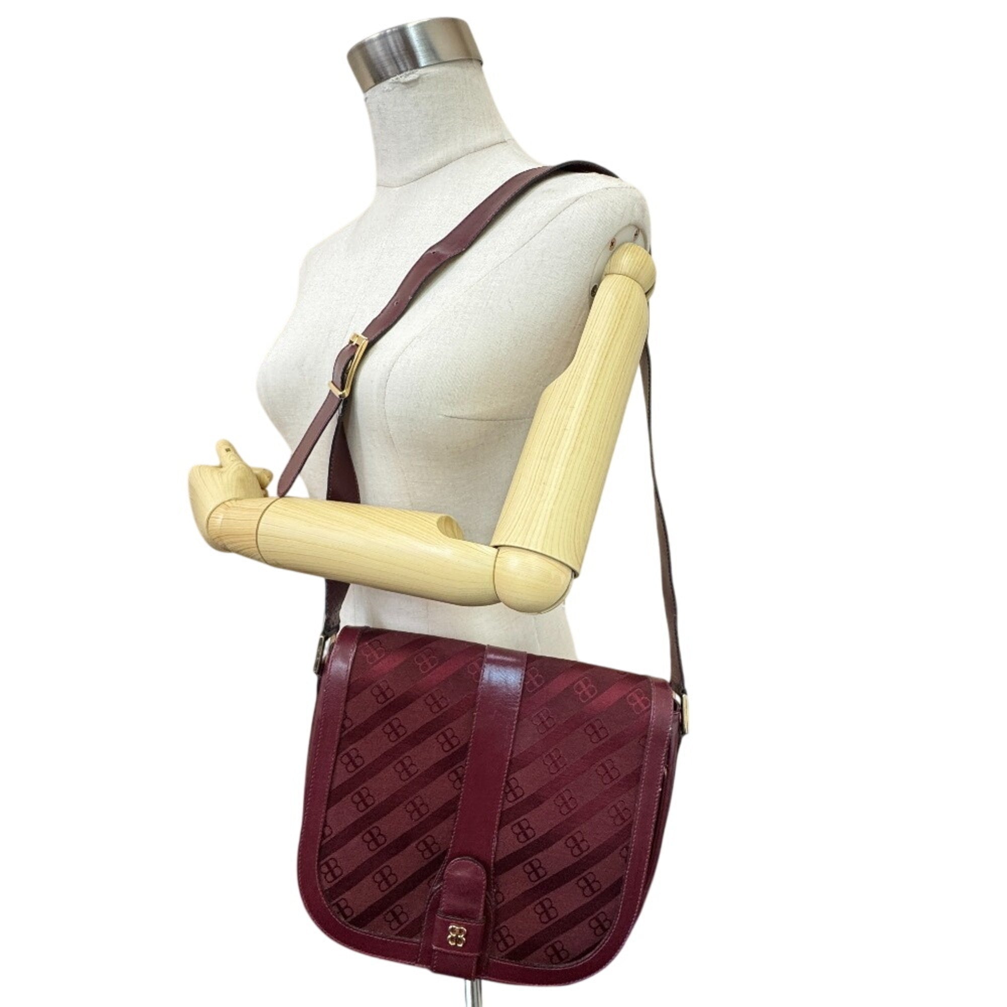 Balenciaga Bordeaux Canvas Leather Shoulder Bag (Pre-Owned)