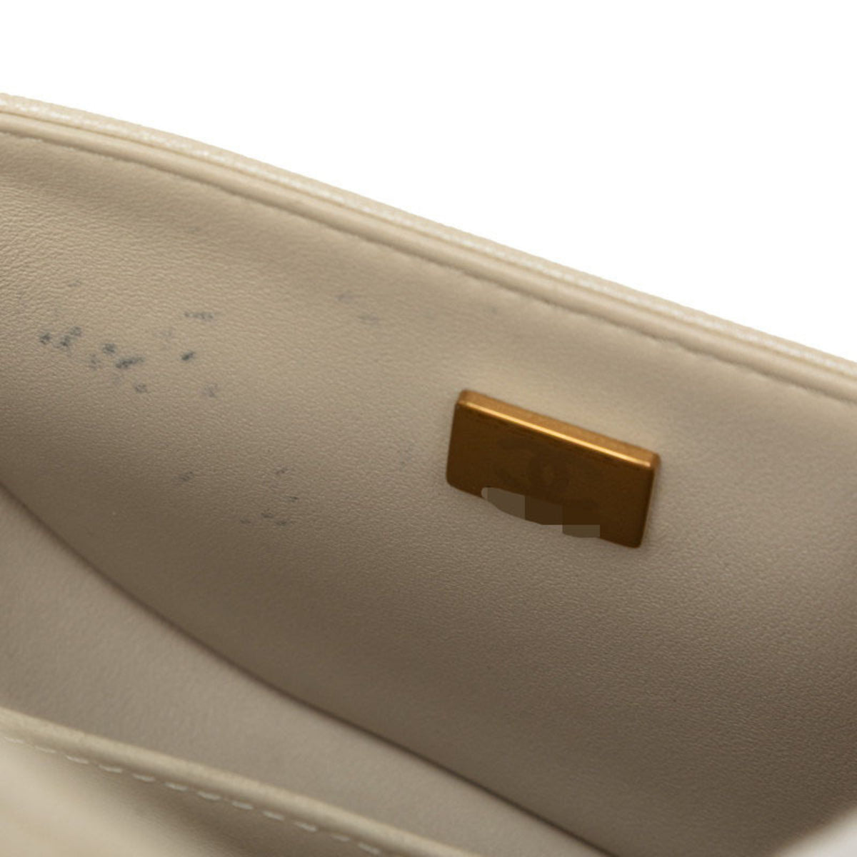 Chanel Ivory White Ivory Shoulder Bag (Pre-Owned)