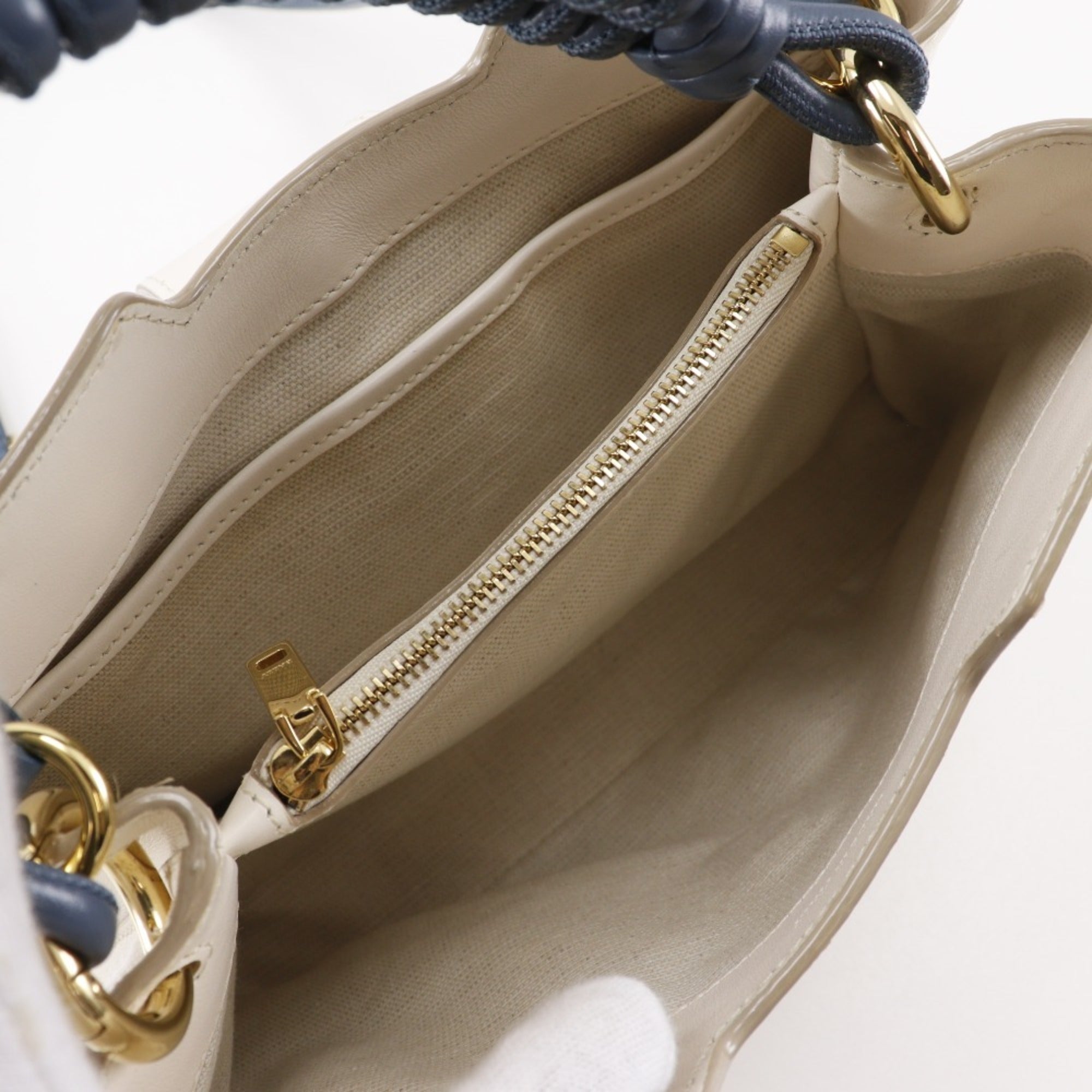 Bally Blue White Leather Handbag (Pre-Owned)