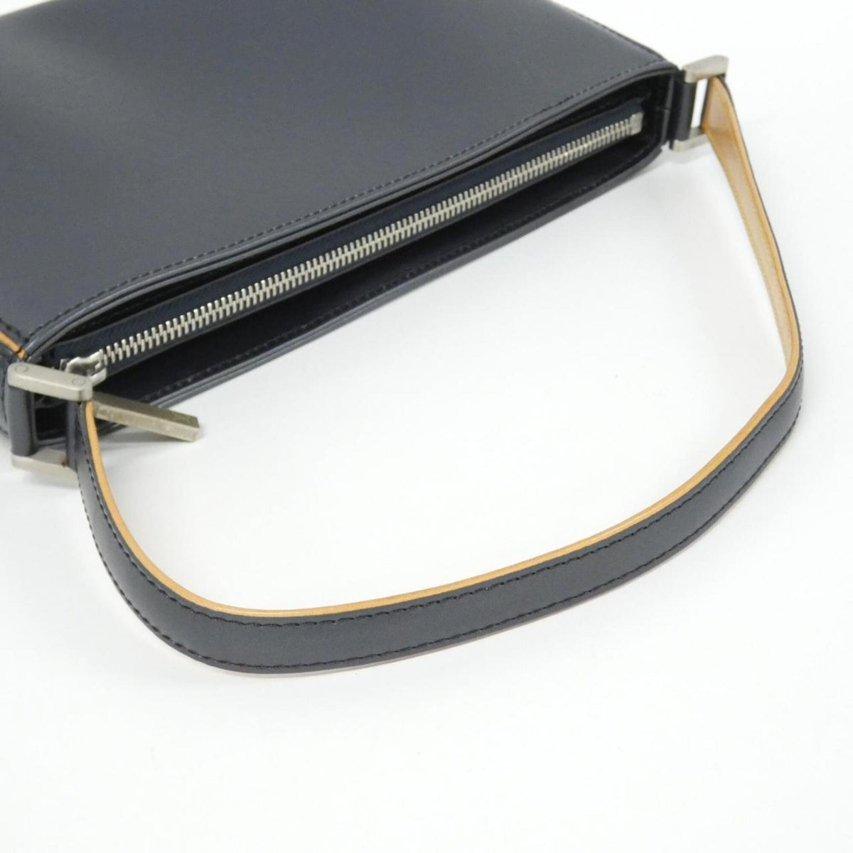 Louis Vuitton Blue Leather Shoulder Bag (Pre-Owned)