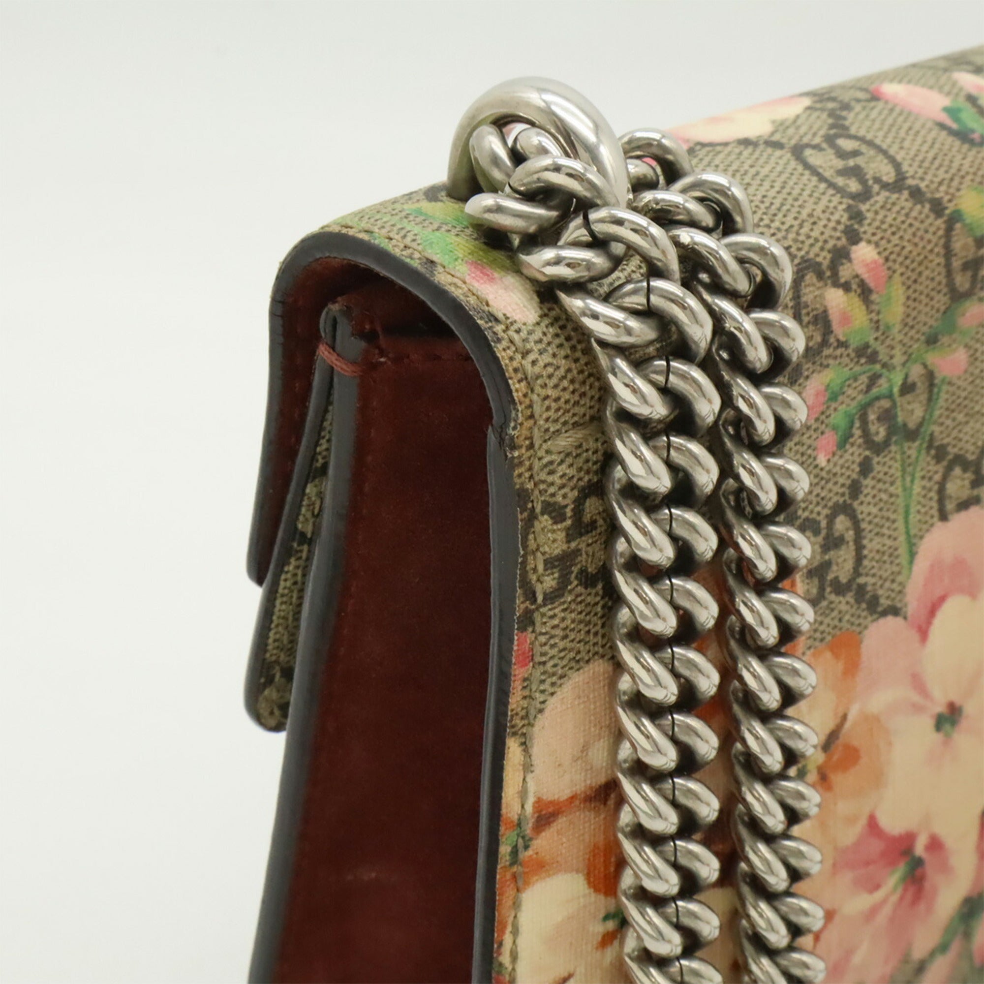 Gucci Beige Pink Multi-Color Pink Canvas Shoulder Bag (Pre-Owned)