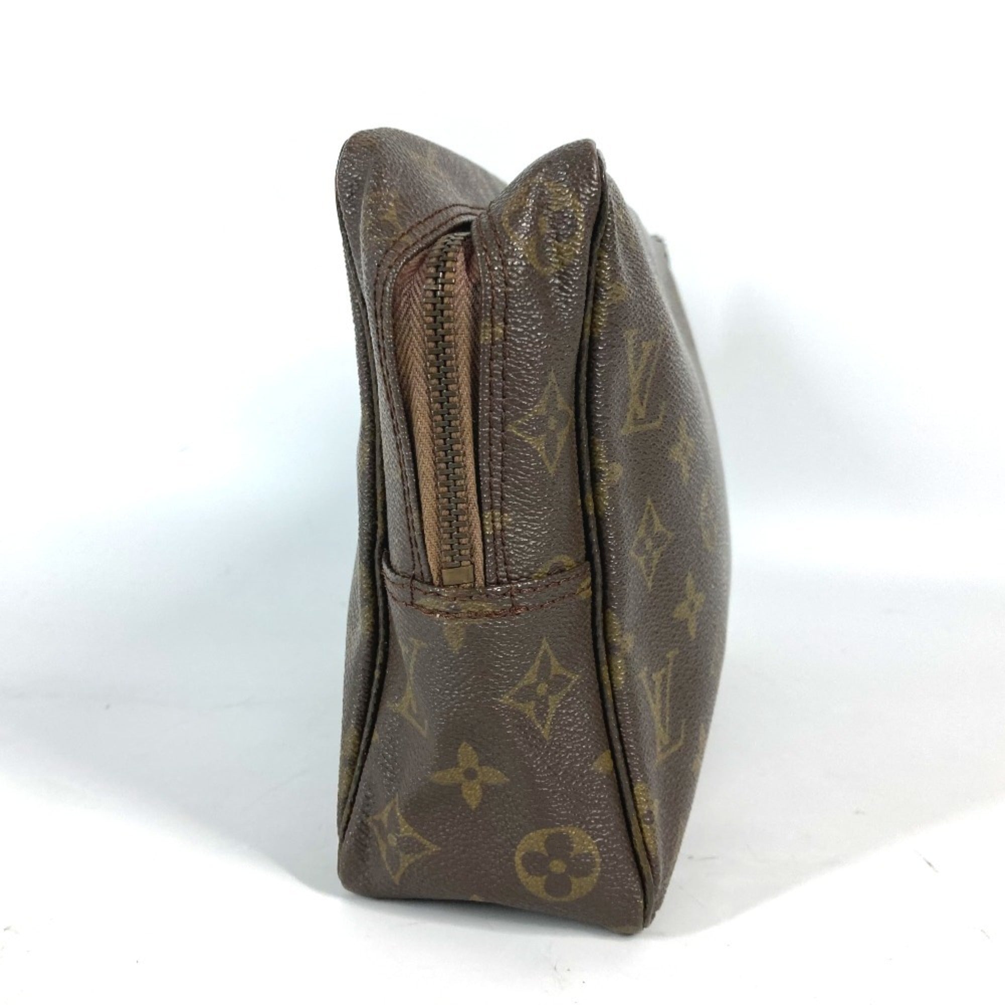 Louis Vuitton Brown Monogram Monogram Pouch (Pre-Owned)