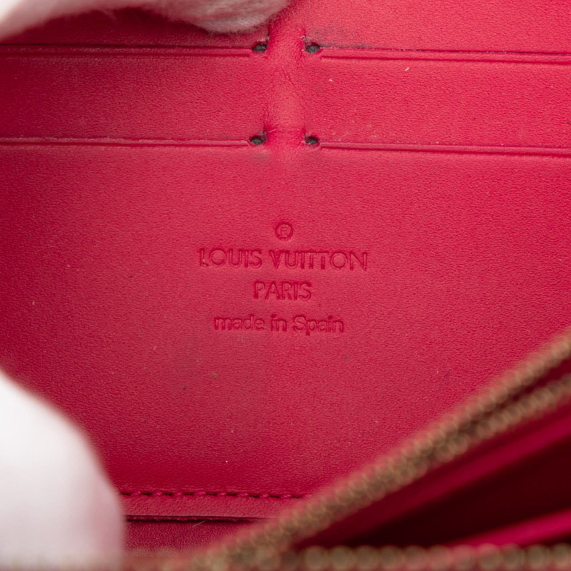 Louis Vuitton Indian Rose Patent Leather Long Wallet (Bi-Fold) (Pre-Owned)