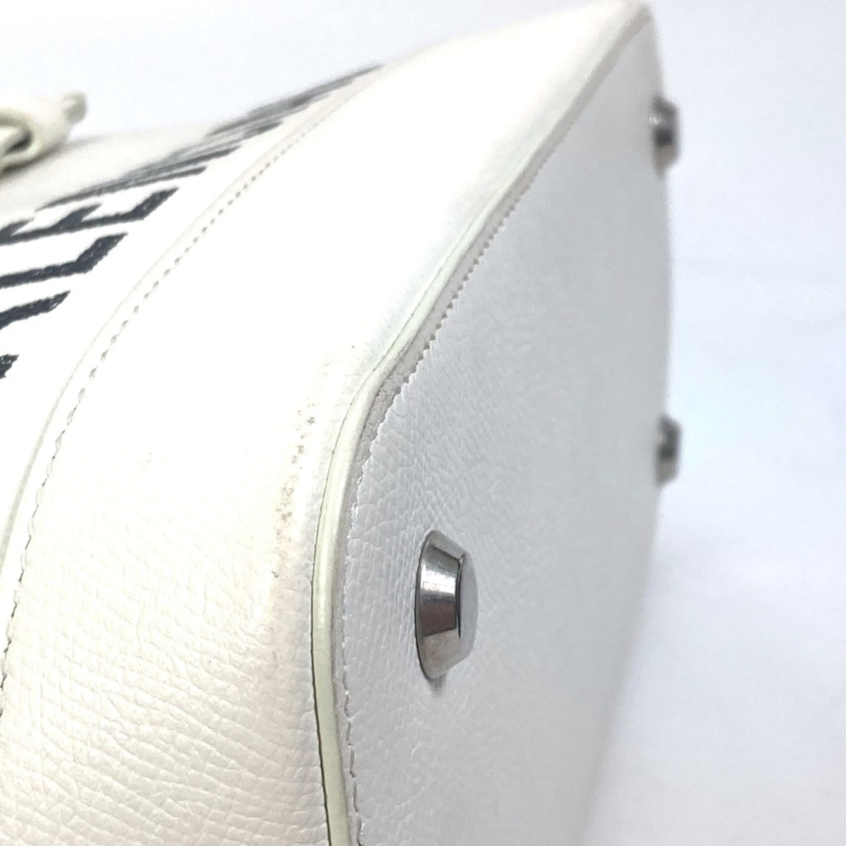 Balenciaga White Leather Handbag (Pre-Owned)