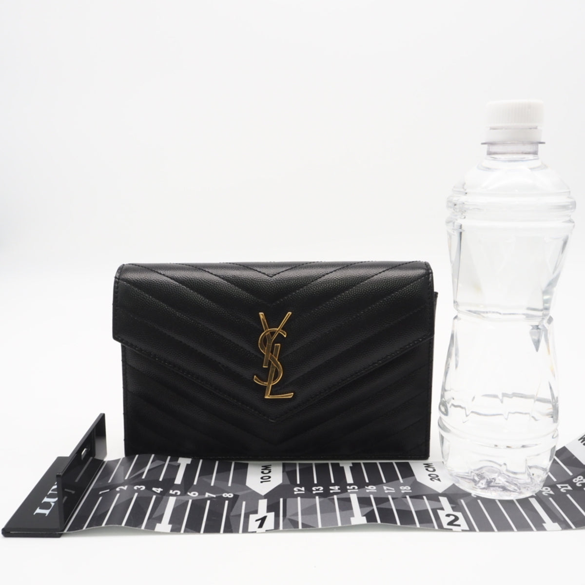 Yves Saint Laurent Black Leather Chain/Shoulder Wallet (Pre-Owned)
