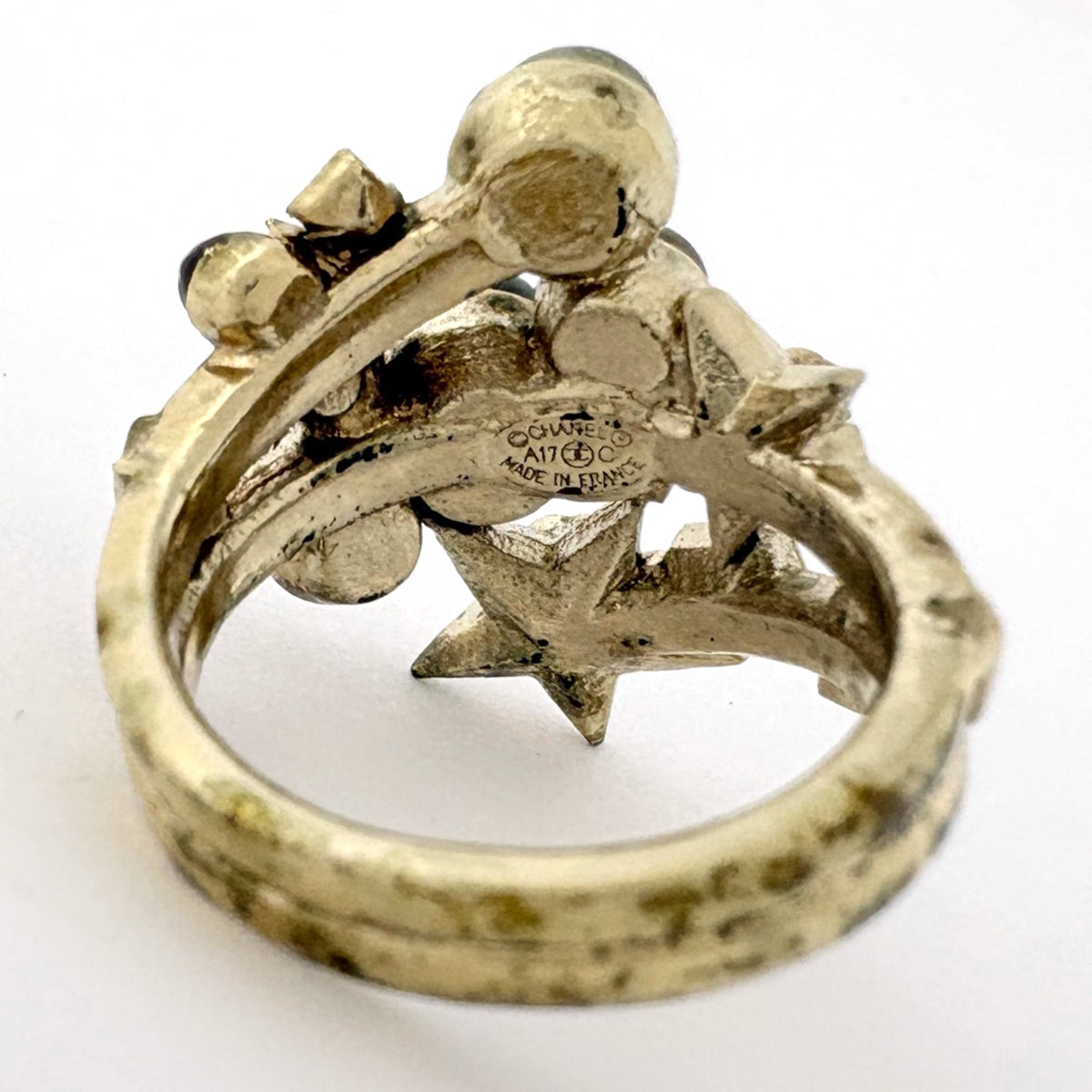 Chanel Gold Gold Plating Rhinestone Band Ring (Pre-Owned)
