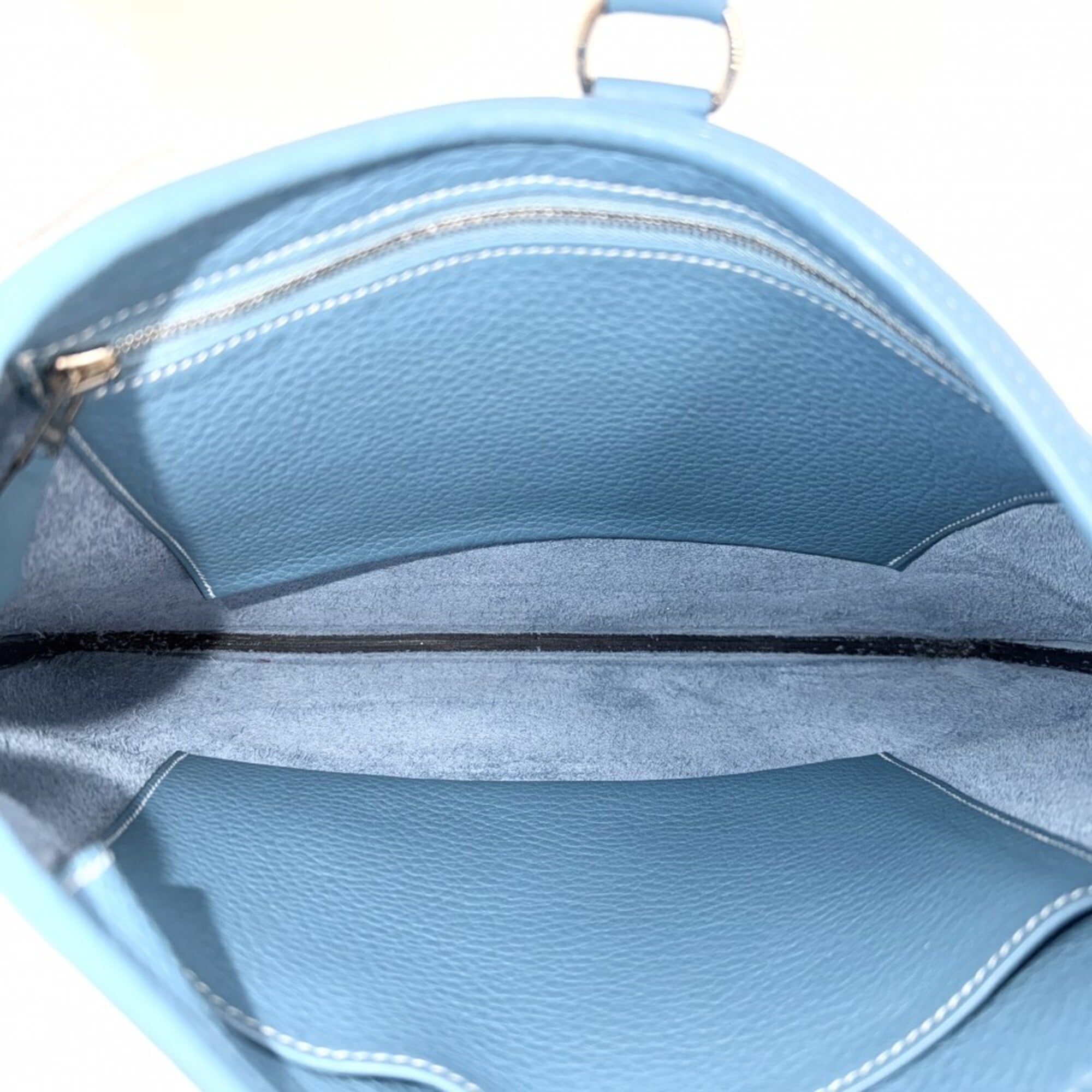 Hermes Blue Leather Shoulder Bag (Pre-Owned)